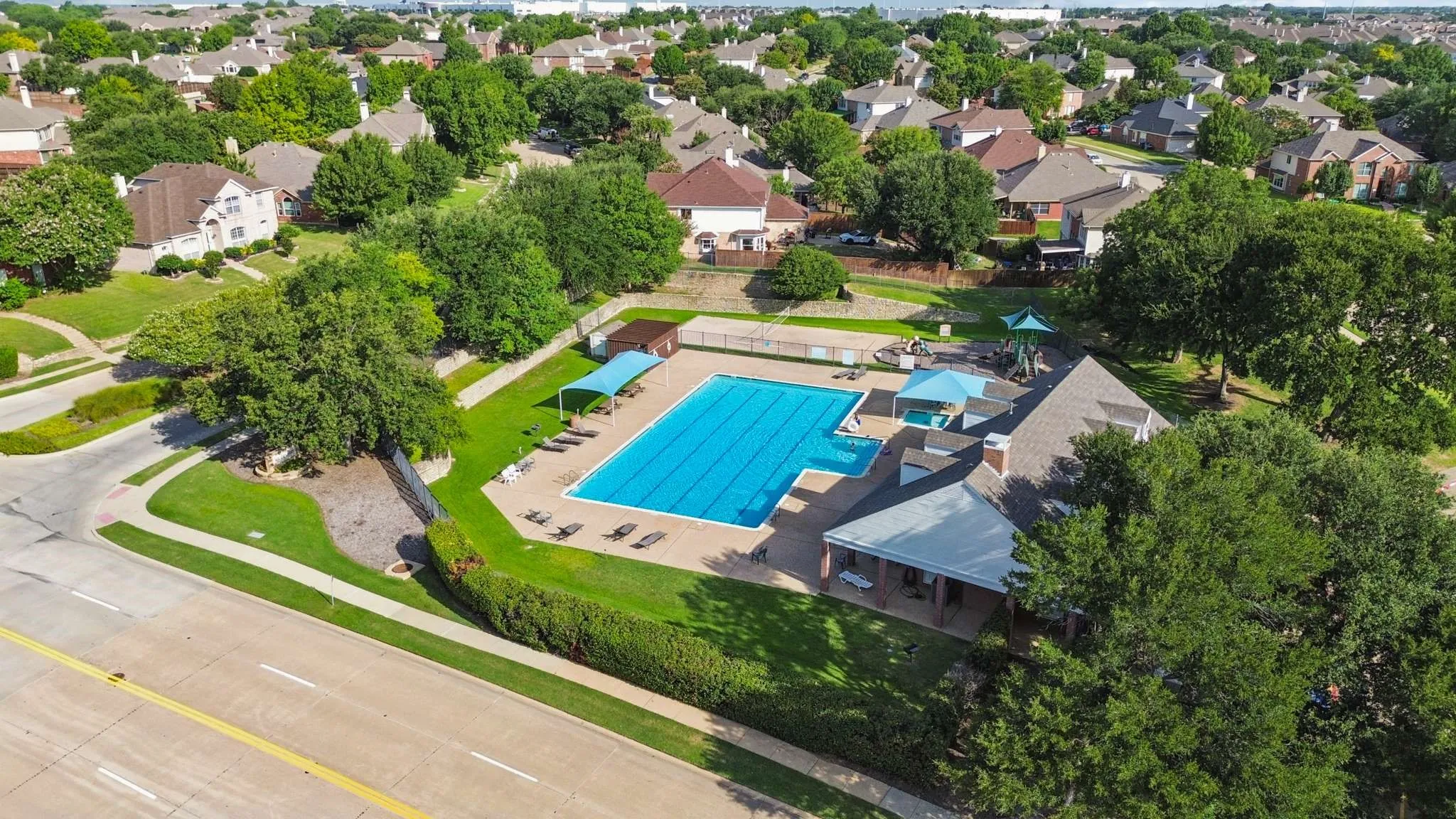 Community Pool, Park, and club house.