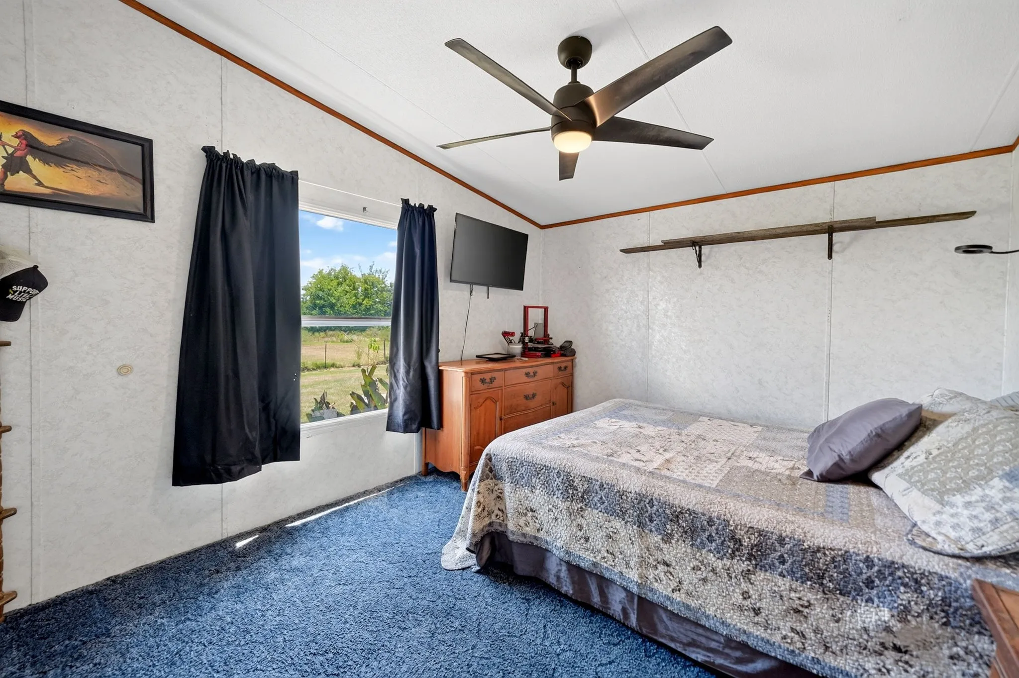 Single Family Residence For Sale in Hunt County , 8900 Crestview Estate Road, Quinlan, Texas 75474, 3 Bedroom, 2 Bathroom, Garage spaces, 1,536 Sqft, built in 2001, mls#21331143, Real Estate Agent in Quinlan, Homes For Sale in Hunt county, Homes For Sale in Quinlan, Realtor in Quinlan Texas, Real Estate Brokerage Independent Realty Texas, Luminita Cordes Realtor