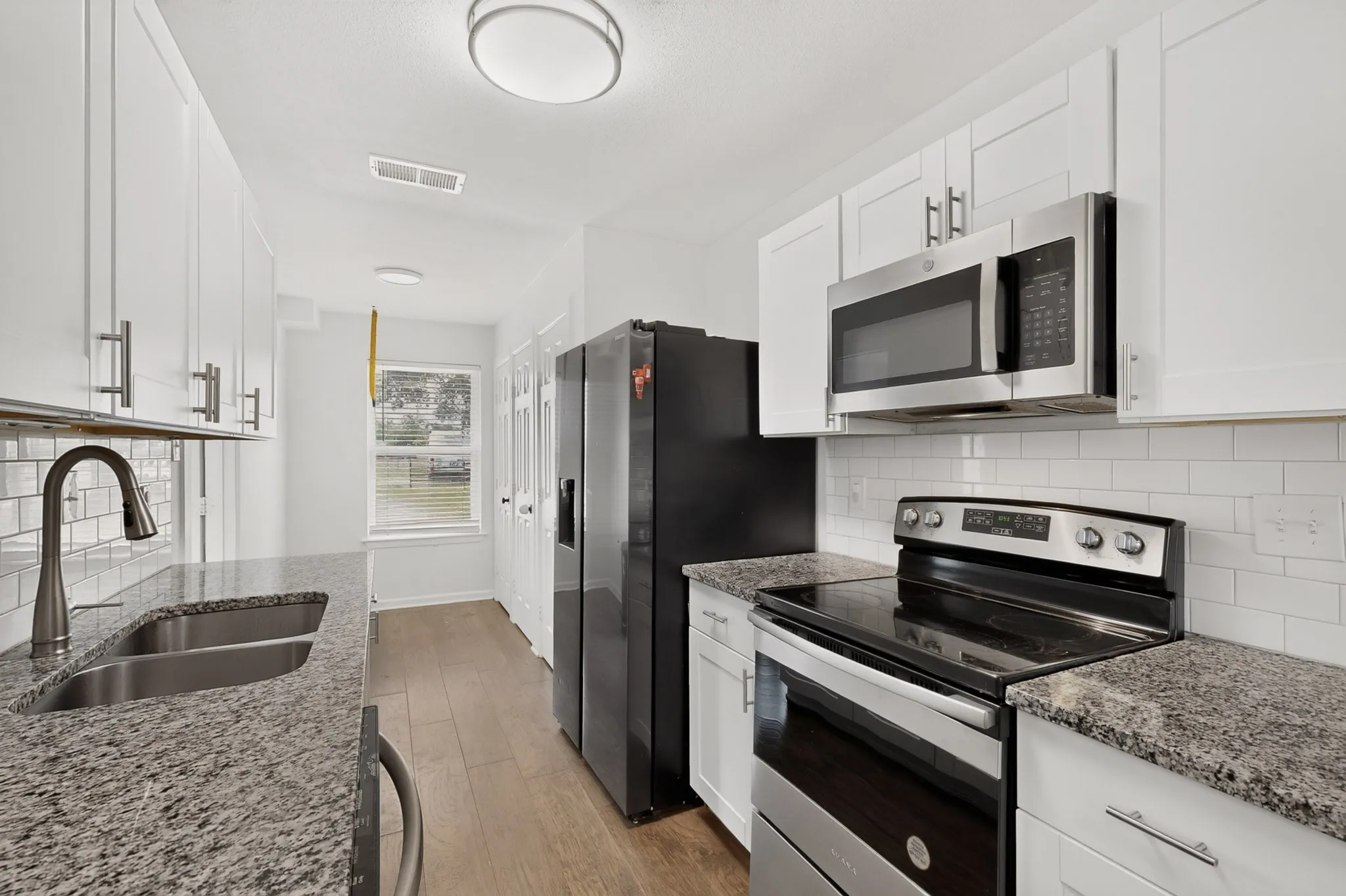 Single Family Residence For Rent in Kaufman County , 10332 Grabbs Lane, Terrell, Texas 75161, 4 Bedroom, 2 Bathroom, Garage spaces, 1,384 Sqft, built in 1972, mls#21331215, Real Estate Agent in Terrell, Homes For Rent in Kaufman county, Homes For Rent in Terrell, Realtor in Terrell Texas, Real Estate Brokerage Independent Realty Texas, Luminita Cordes Realtor