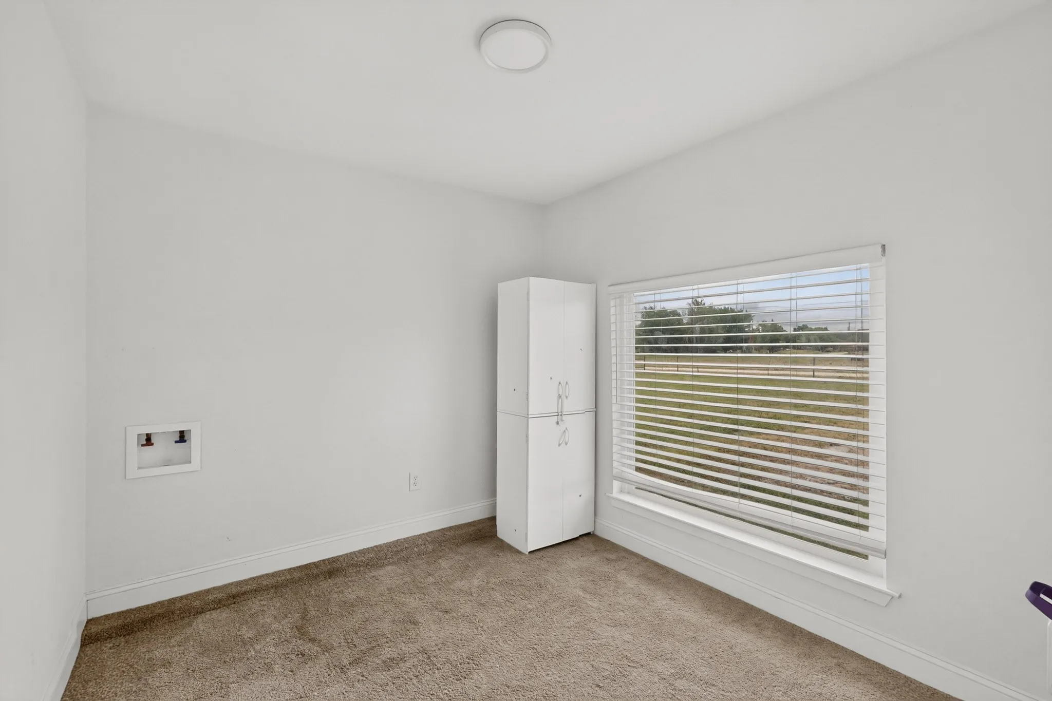 Single Family Residence For Rent in Kaufman County , 10332 Grabbs Lane, Terrell, Texas 75161, 4 Bedroom, 2 Bathroom, Garage spaces, 1,384 Sqft, built in 1972, mls#21331215, Real Estate Agent in Terrell, Homes For Rent in Kaufman county, Homes For Rent in Terrell, Realtor in Terrell Texas, Real Estate Brokerage Independent Realty Texas, Luminita Cordes Realtor