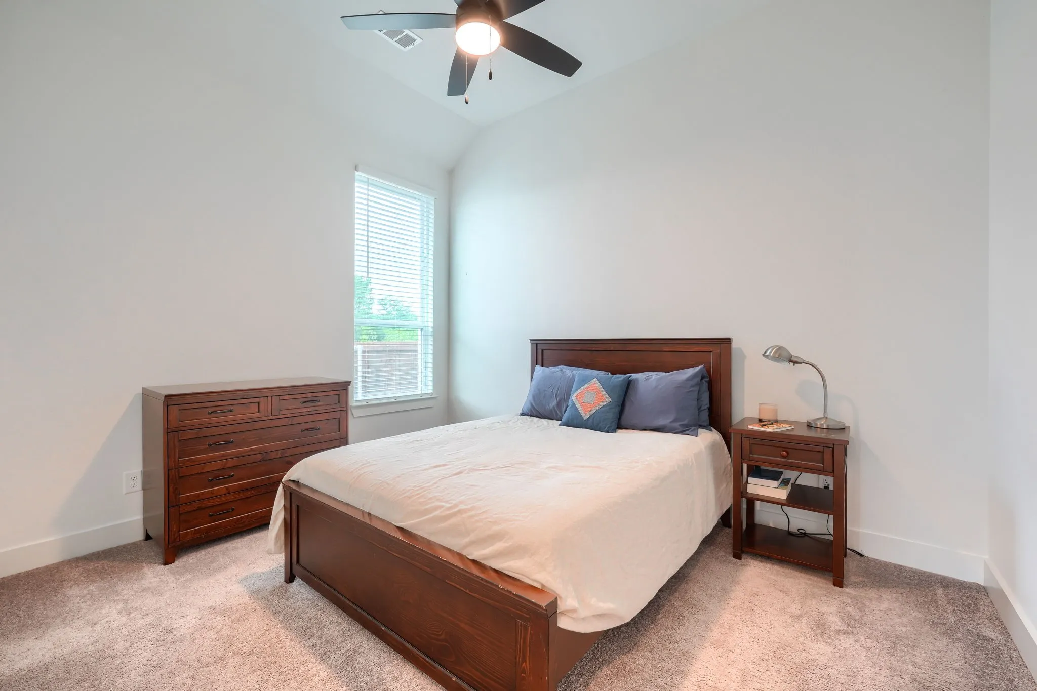 Single Family Residence For Sale in Rockwall County , 1930 Benedetto Way, Mclendon Chisholm, Texas 75032, 4 Bedroom, 4 Bathroom, 3 Garage spaces, 2,840 Sqft, built in 2024, mls#21330880, Real Estate Agent in Mclendon Chisholm, Homes For Sale in Rockwall county, Homes For Sale in Mclendon Chisholm, Realtor in Mclendon Chisholm Texas, Real Estate Brokerage Independent Realty Texas, Luminita Cordes Realtor