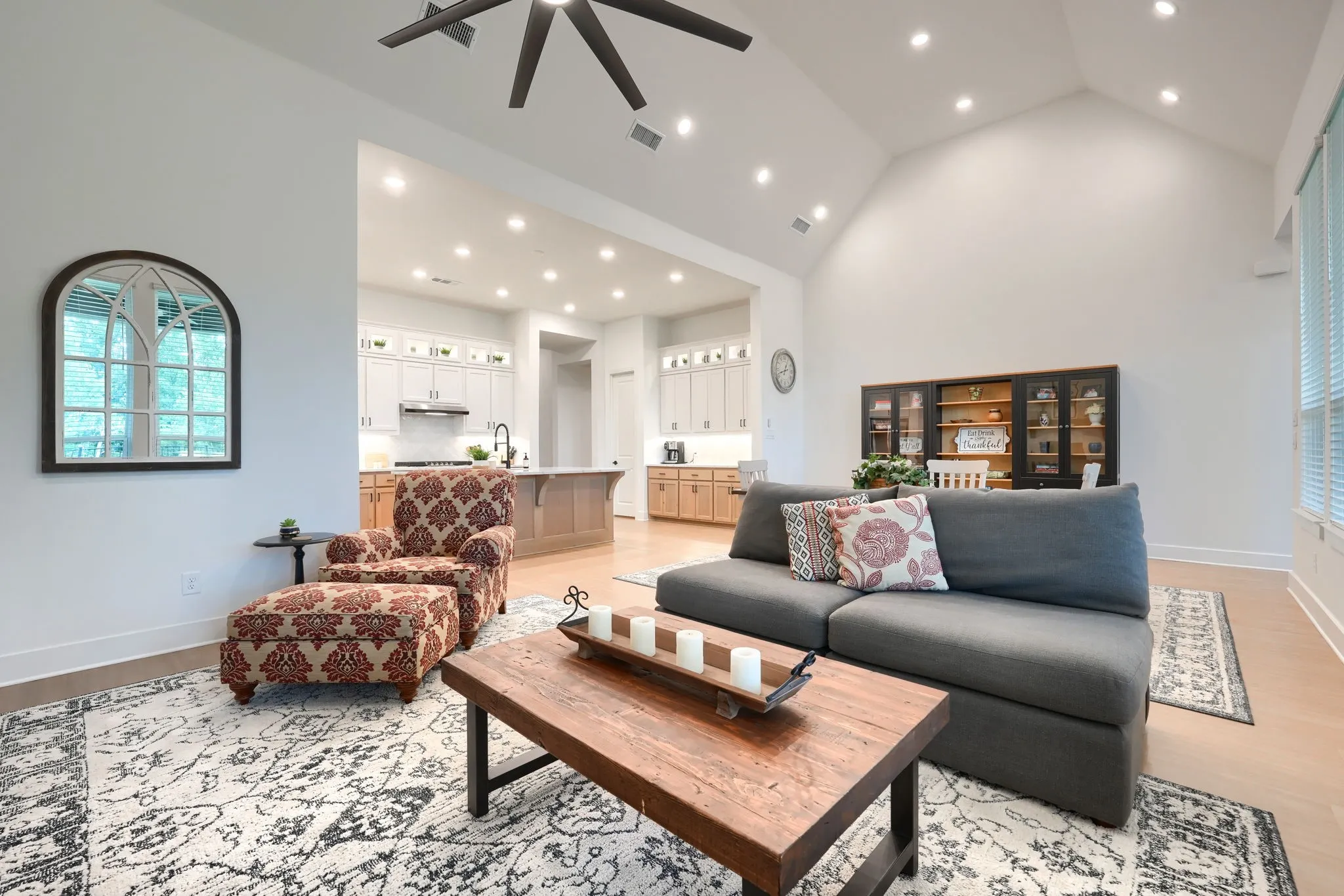 Single Family Residence For Sale in Rockwall County , 1930 Benedetto Way, Mclendon Chisholm, Texas 75032, 4 Bedroom, 4 Bathroom, 3 Garage spaces, 2,840 Sqft, built in 2024, mls#21330880, Real Estate Agent in Mclendon Chisholm, Homes For Sale in Rockwall county, Homes For Sale in Mclendon Chisholm, Realtor in Mclendon Chisholm Texas, Real Estate Brokerage Independent Realty Texas, Luminita Cordes Realtor