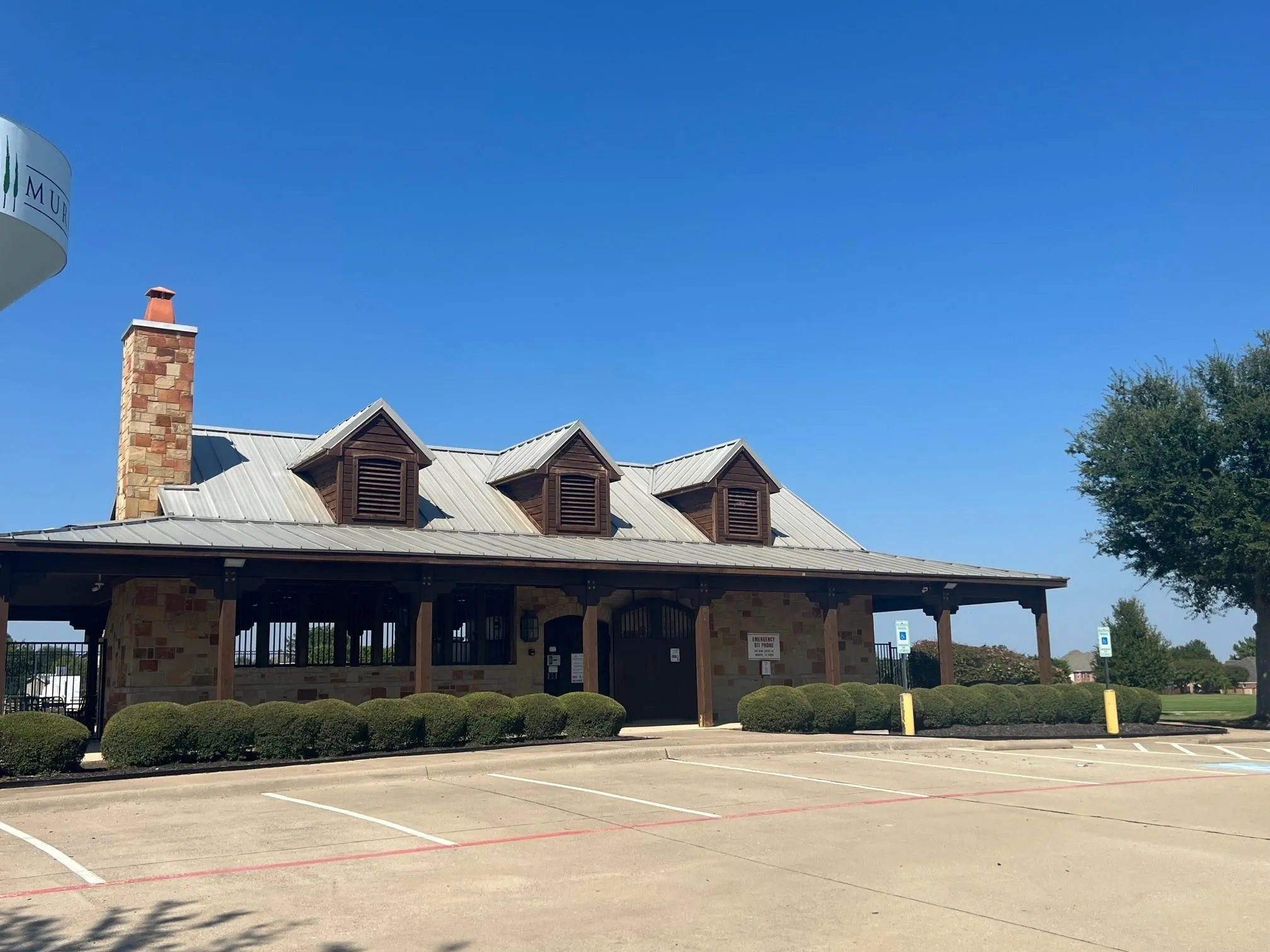 Single Family Residence For Sale in Collin County , 639 Silver Ridge Drive, Murphy, Texas 75094, 6 Bedroom, 4 Bathroom, 2 Garage spaces, 4,238 Sqft, built in 2006, mls#21329419, Real Estate Agent in Murphy, Homes For Sale in Collin county, Homes For Sale in Murphy, Realtor in Murphy Texas, Real Estate Brokerage Independent Realty Texas, Luminita Cordes Realtor