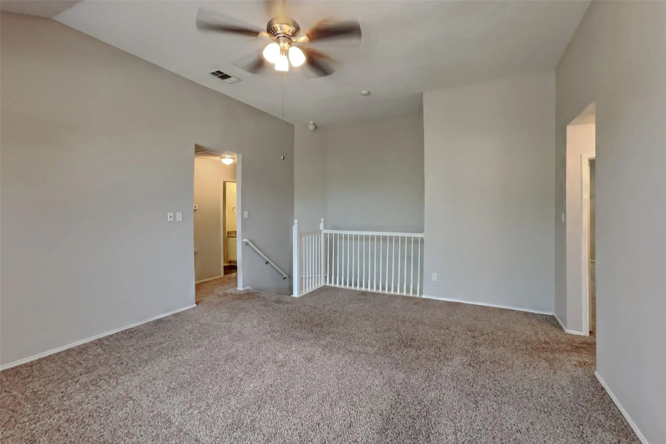 Single Family Residence For Rent in Denton County , 928 Fenimore Drive, Lewisville, Texas 75077, 4 Bedroom, 3 Bathroom, 2 Garage spaces, 3,020 Sqft, built in 1996, mls#21331217, Real Estate Agent in Lewisville, Homes For Rent in Denton county, Homes For Rent in Lewisville, Realtor in Lewisville Texas, Real Estate Brokerage Independent Realty Texas, Luminita Cordes Realtor
