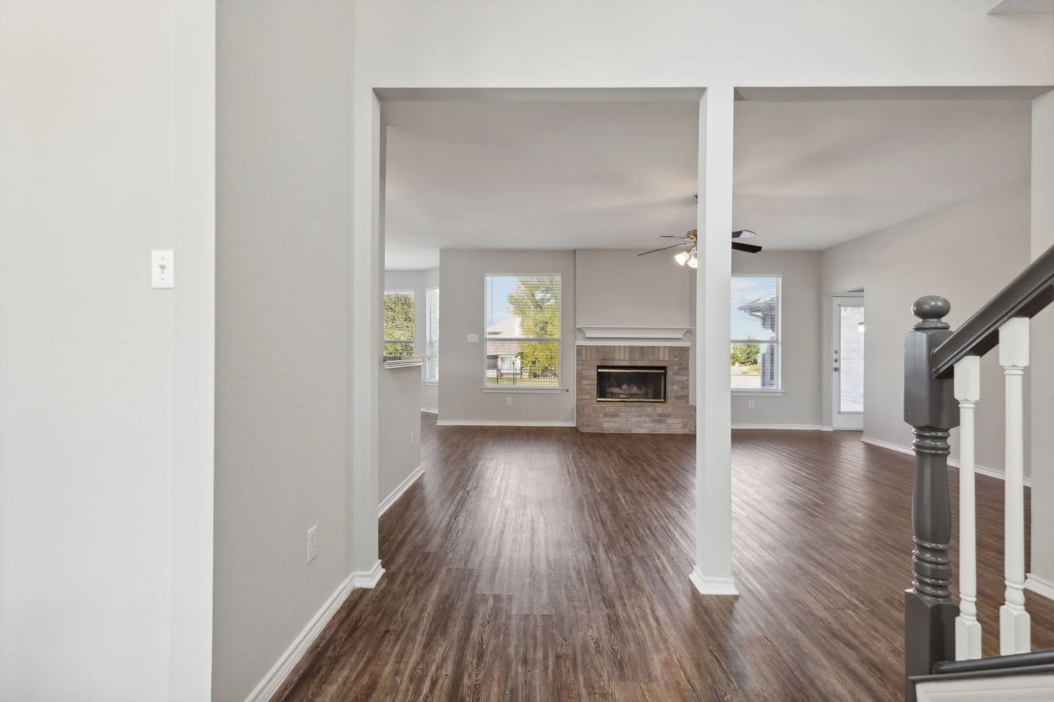 Single Family Residence For Rent in Denton County , 5100 Brookside Drive, Denton, Texas 76226, 5 Bedroom, 4 Bathroom, 2 Garage spaces, 2,940 Sqft, built in 2004, mls#21331236, Real Estate Agent in Denton, Homes For Rent in Denton county, Homes For Rent in Denton, Realtor in Denton Texas, Real Estate Brokerage Independent Realty Texas, Luminita Cordes Realtor