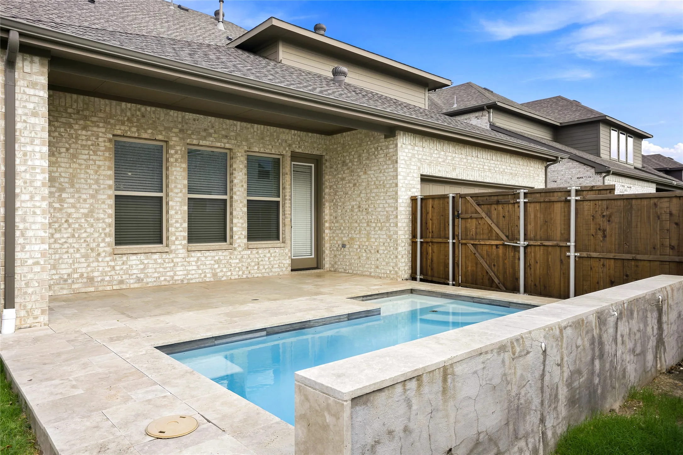 Single Family Residence For Sale in Denton County , 8597 Amethyst Lane, Frisco, Texas 75036, 4 Bedroom, 4 Bathroom, 2 Garage spaces, 3,278 Sqft, built in 2021, mls#21328305, Real Estate Agent in Frisco, Homes For Sale in Denton county, Homes For Sale in Frisco, Realtor in Frisco Texas, Real Estate Brokerage Independent Realty Texas, Luminita Cordes Realtor