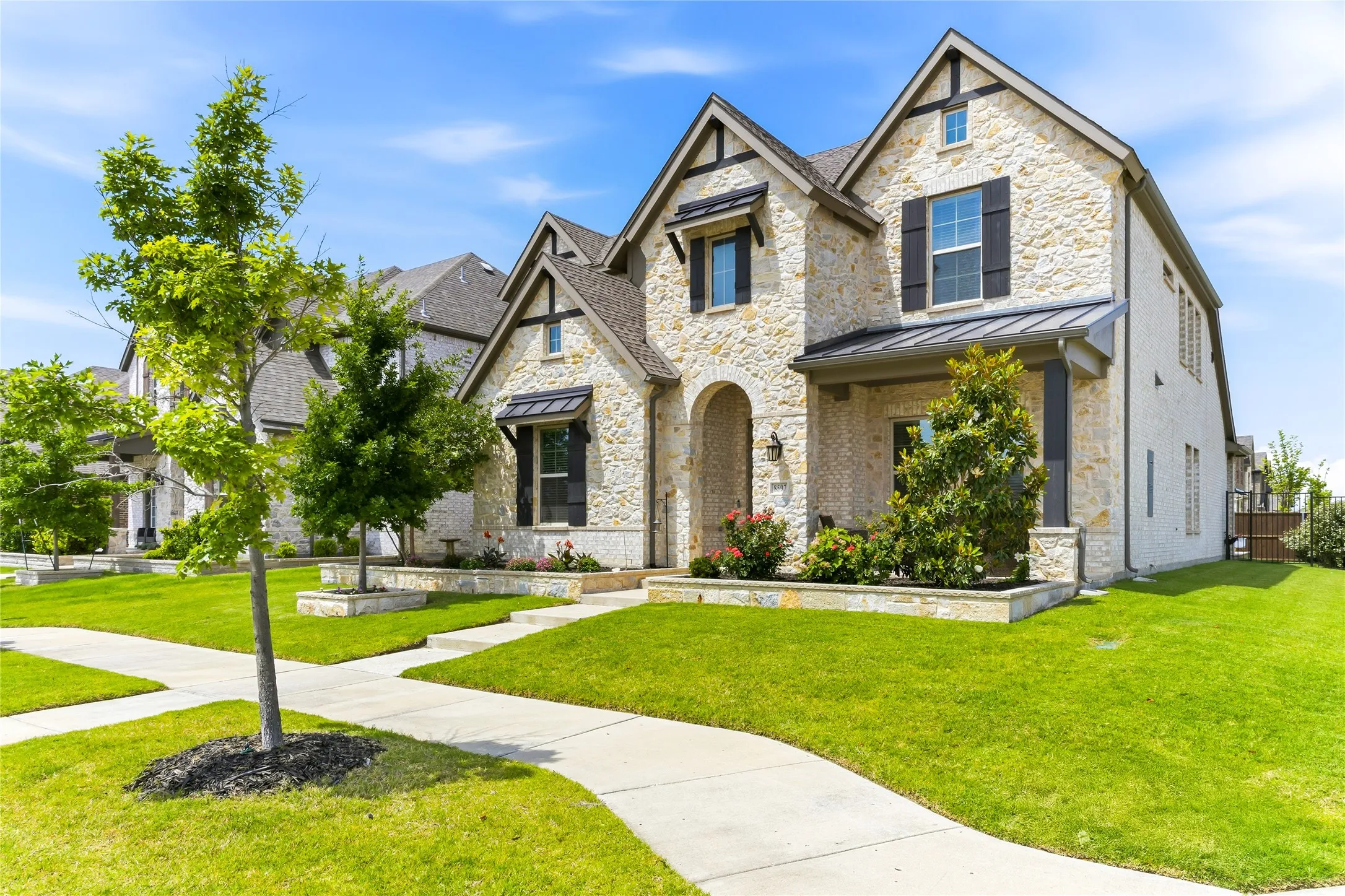 Single Family Residence For Sale in Denton County , 8597 Amethyst Lane, Frisco, Texas 75036, 4 Bedroom, 4 Bathroom, 2 Garage spaces, 3,278 Sqft, built in 2021, mls#21328305, Real Estate Agent in Frisco, Homes For Sale in Denton county, Homes For Sale in Frisco, Realtor in Frisco Texas, Real Estate Brokerage Independent Realty Texas, Luminita Cordes Realtor