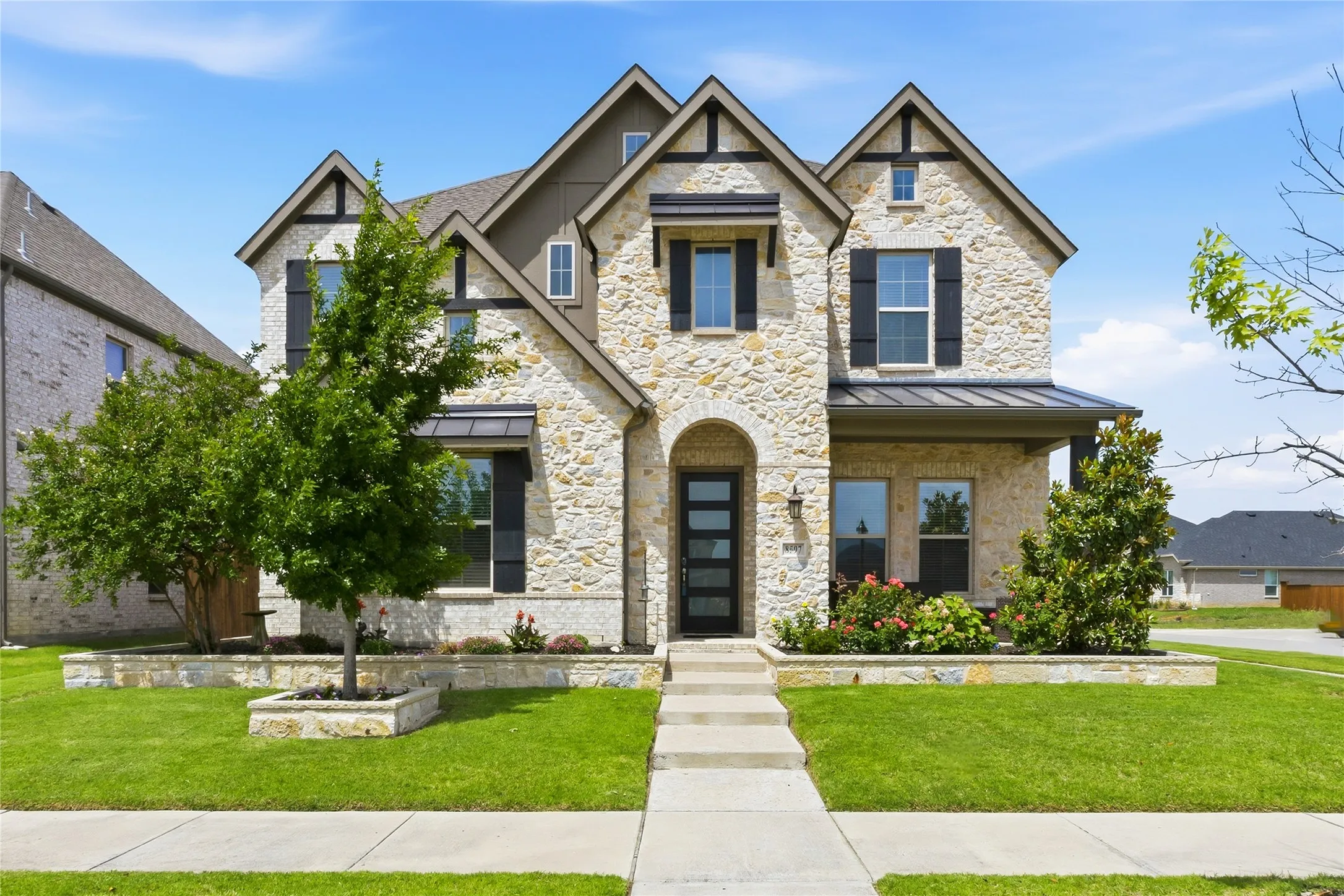 Single Family Residence For Sale in Denton County , 8597 Amethyst Lane, Frisco, Texas 75036, 4 Bedroom, 4 Bathroom, 2 Garage spaces, 3,278 Sqft, built in 2021, mls#21328305, Real Estate Agent in Frisco, Homes For Sale in Denton county, Homes For Sale in Frisco, Realtor in Frisco Texas, Real Estate Brokerage Independent Realty Texas, Luminita Cordes Realtor