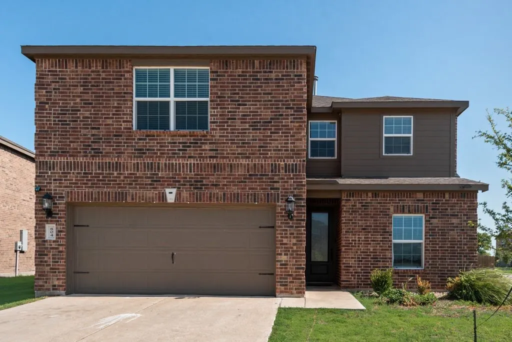 Single Family Residence For Rent in Collin County , 804 Calhoun Drive, Anna, Texas 75409, 5 Bedroom, 3 Bathroom, 2 Garage spaces, 2,703 Sqft, built in 2023, mls#21331177, Real Estate Agent in Anna, Homes For Rent in Collin county, Homes For Rent in Anna, Realtor in Anna Texas, Real Estate Brokerage Independent Realty Texas, Luminita Cordes Realtor