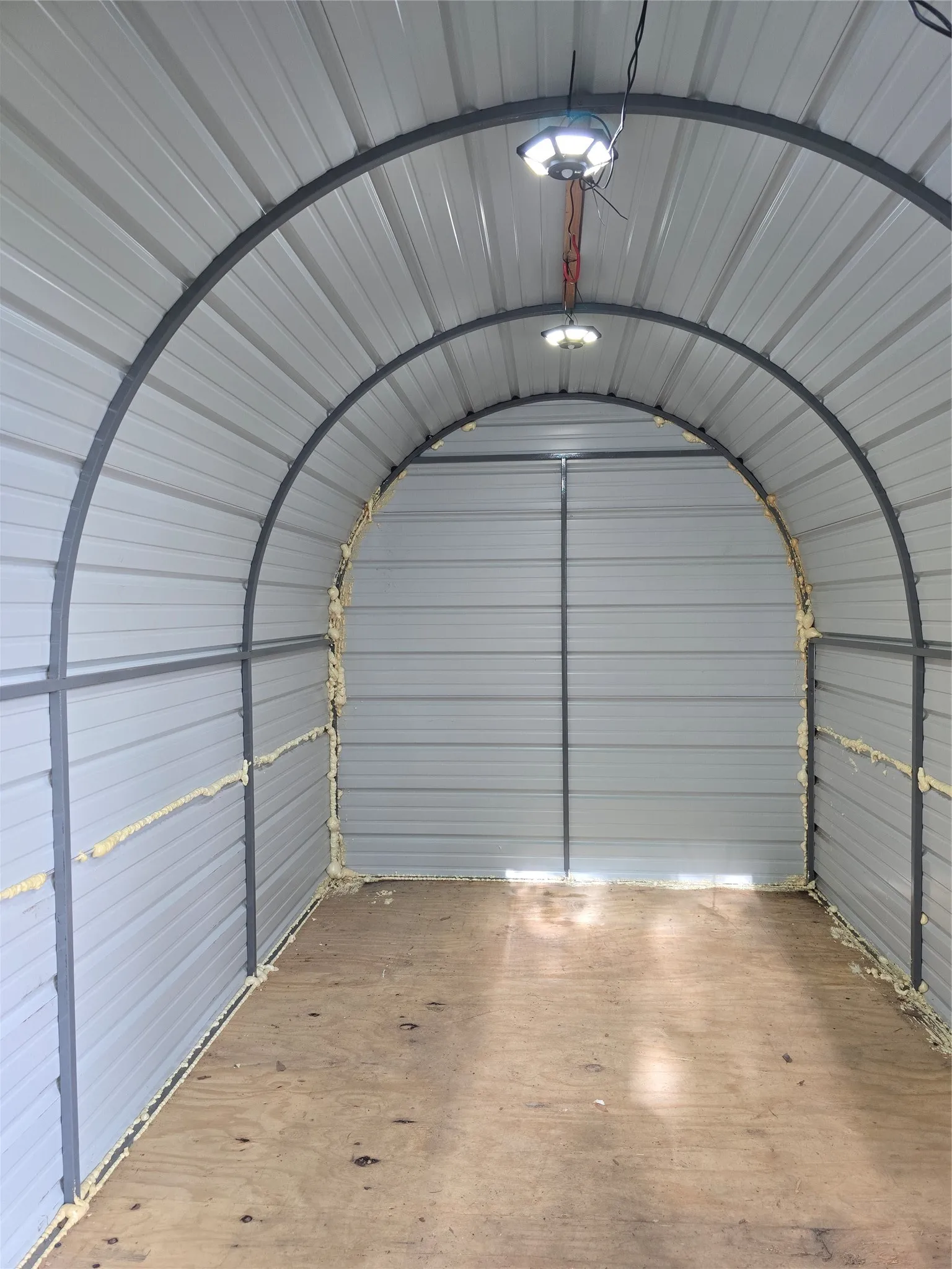 Single Family Residence For Sale in Wood County , 710 County Road 2298, Mineola, Texas 75773, 1 Bedroom, 1 Bathroom, Garage spaces, 432 Sqft, built in 2023, mls#21331175, Real Estate Agent in Mineola, Homes For Sale in Wood county, Homes For Sale in Mineola, Realtor in Mineola Texas, Real Estate Brokerage Independent Realty Texas, Luminita Cordes Realtor