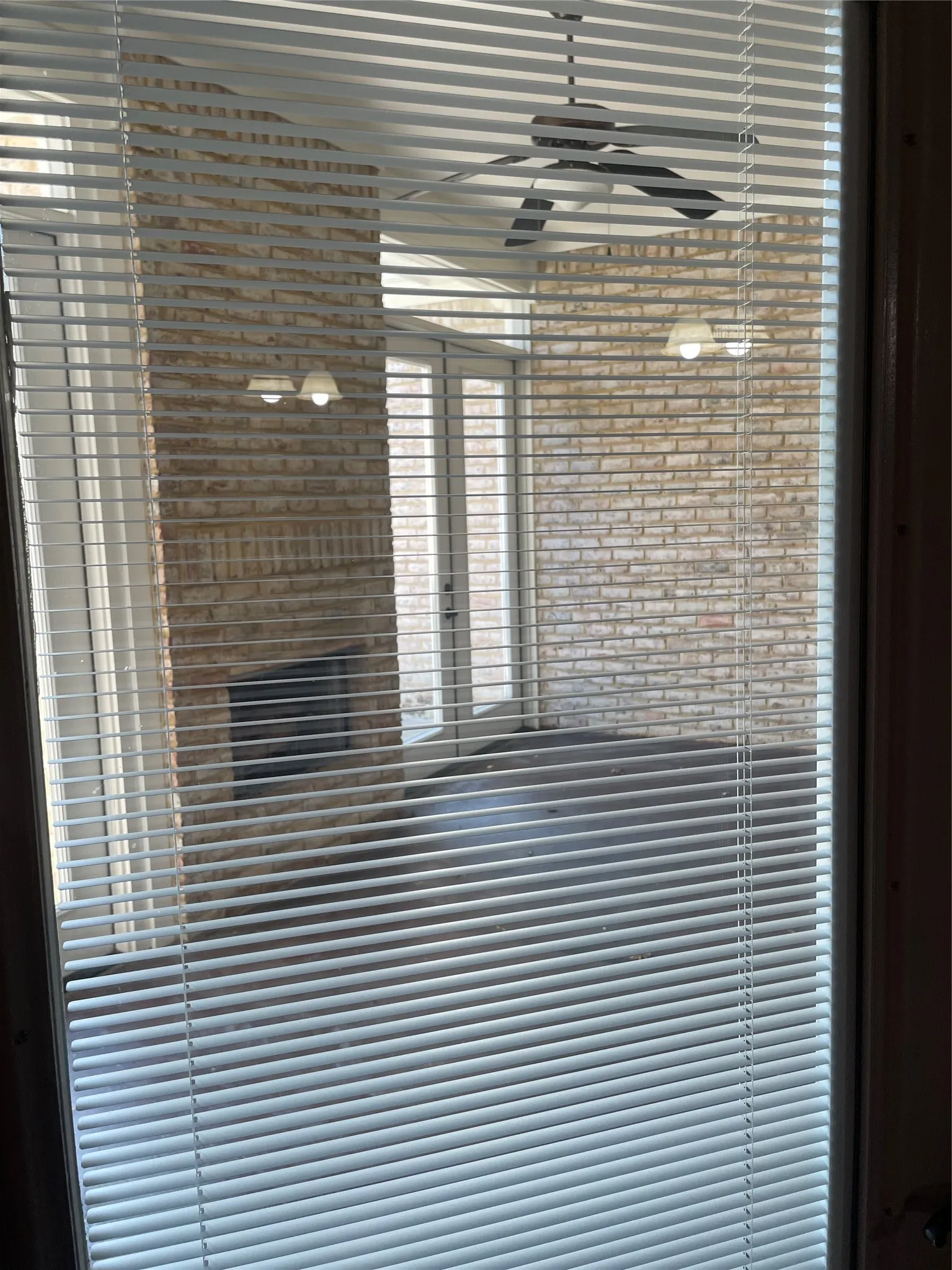 Single Family Residence For Rent in Rockwall County , 326 Harborview Drive, Rockwall, Texas 75032, 3 Bedrooms, 2 Bathrooms, 3 Garage spaces, 2,744 Sqft, built in 2007, Price $3,100, mls#21331115, Real Estate Agent in Rockwall, Homes For Rent in Rockwall county, Homes For Rent in Rockwall, Realtor in Rockwall Texas, Real Estate Brokerage Independent Realty Texas, Luminita Cordes Realtor