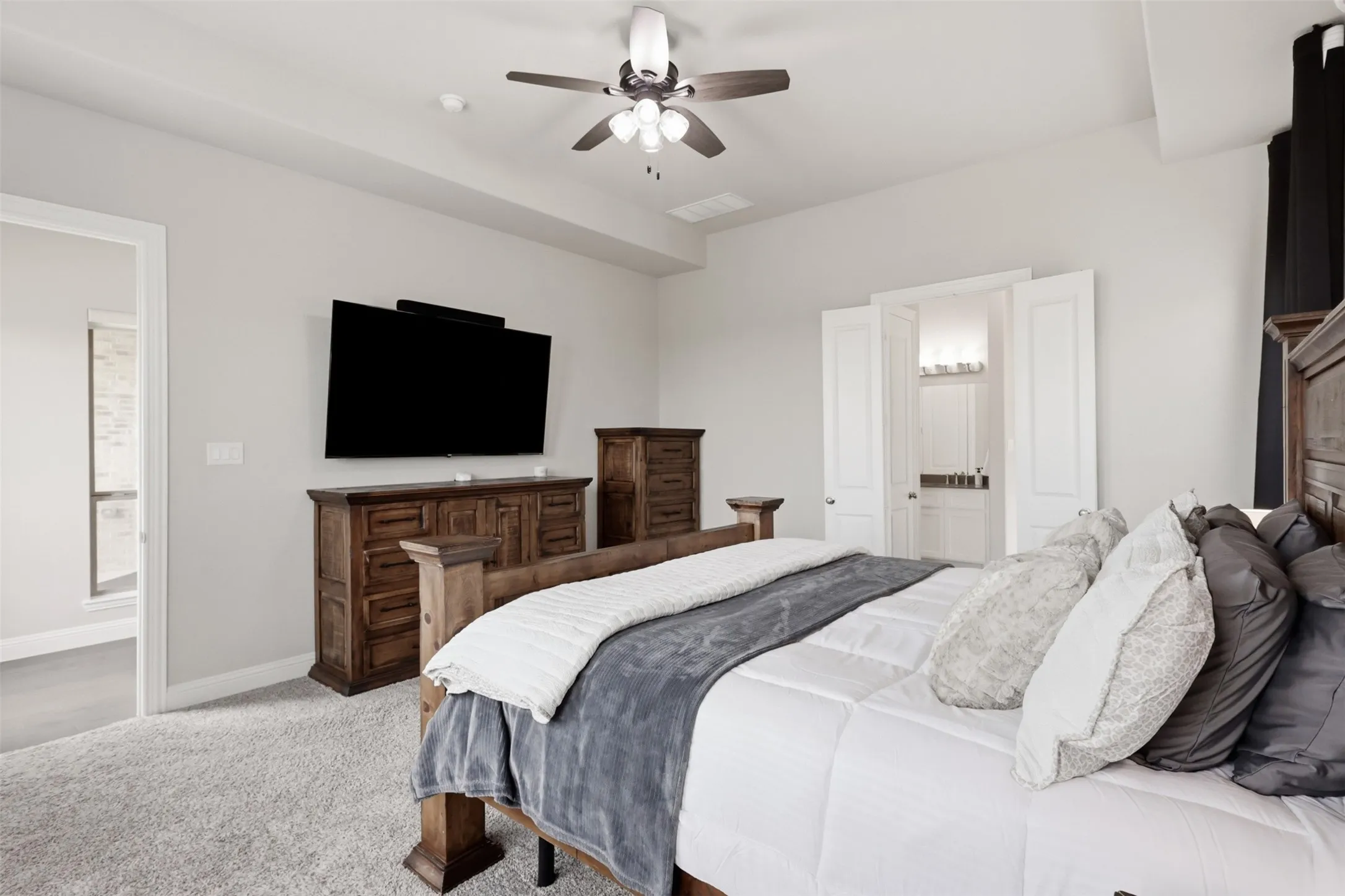 Single Family Residence For Sale in Rockwall County , 3437 Ridgecross Drive, Rockwall, Texas 75087, 4 Bedroom, 4 Bathroom, 3 Garage spaces, 3,211 Sqft, built in 2023, mls#21325336, Real Estate Agent in Rockwall, Homes For Sale in Rockwall county, Homes For Sale in Rockwall, Realtor in Rockwall Texas, Real Estate Brokerage Independent Realty Texas, Luminita Cordes Realtor