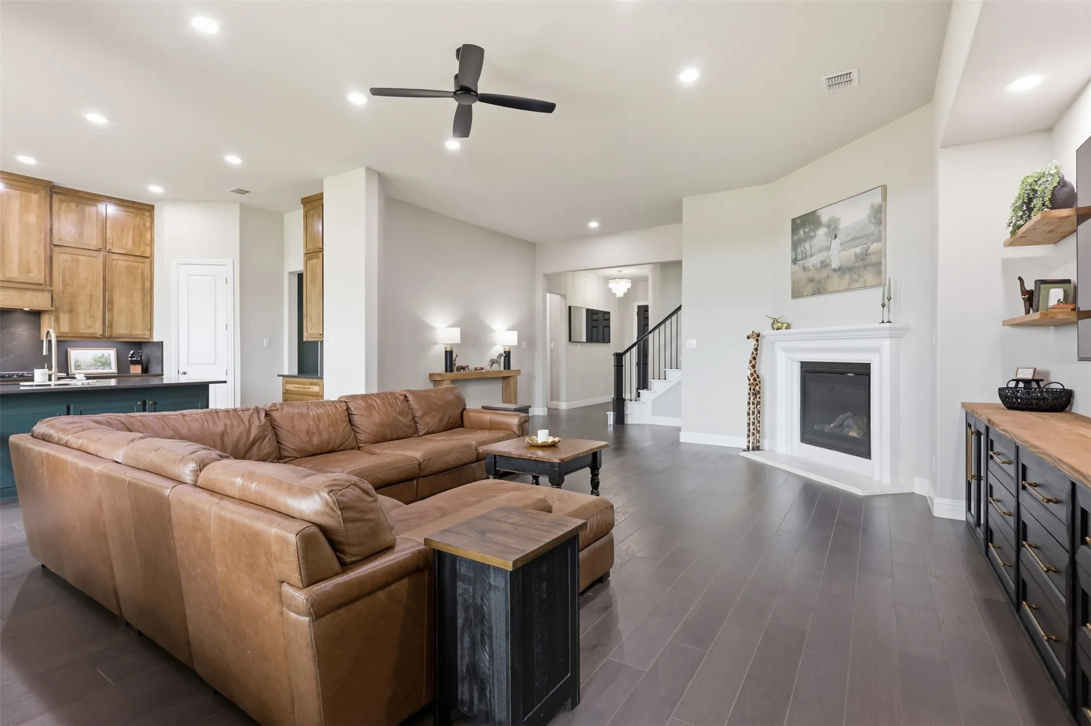 Single Family Residence For Sale in Rockwall County , 3437 Ridgecross Drive, Rockwall, Texas 75087, 4 Bedroom, 4 Bathroom, 3 Garage spaces, 3,211 Sqft, built in 2023, mls#21325336, Real Estate Agent in Rockwall, Homes For Sale in Rockwall county, Homes For Sale in Rockwall, Realtor in Rockwall Texas, Real Estate Brokerage Independent Realty Texas, Luminita Cordes Realtor
