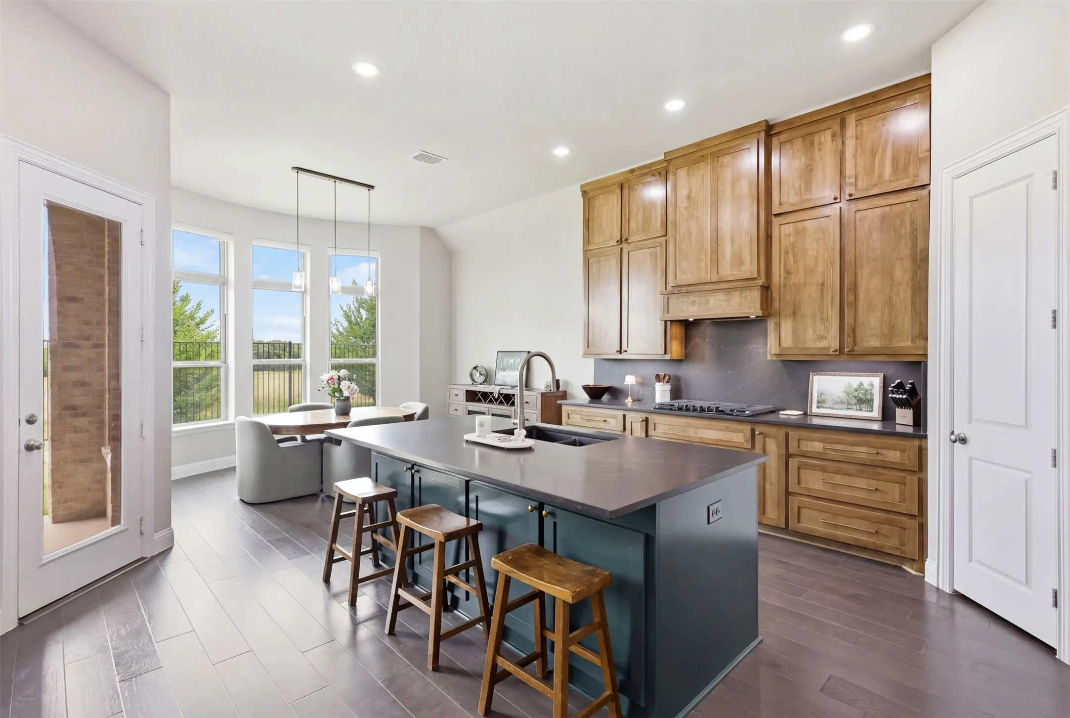 Single Family Residence For Sale in Rockwall County , 3437 Ridgecross Drive, Rockwall, Texas 75087, 4 Bedroom, 4 Bathroom, 3 Garage spaces, 3,211 Sqft, built in 2023, mls#21325336, Real Estate Agent in Rockwall, Homes For Sale in Rockwall county, Homes For Sale in Rockwall, Realtor in Rockwall Texas, Real Estate Brokerage Independent Realty Texas, Luminita Cordes Realtor
