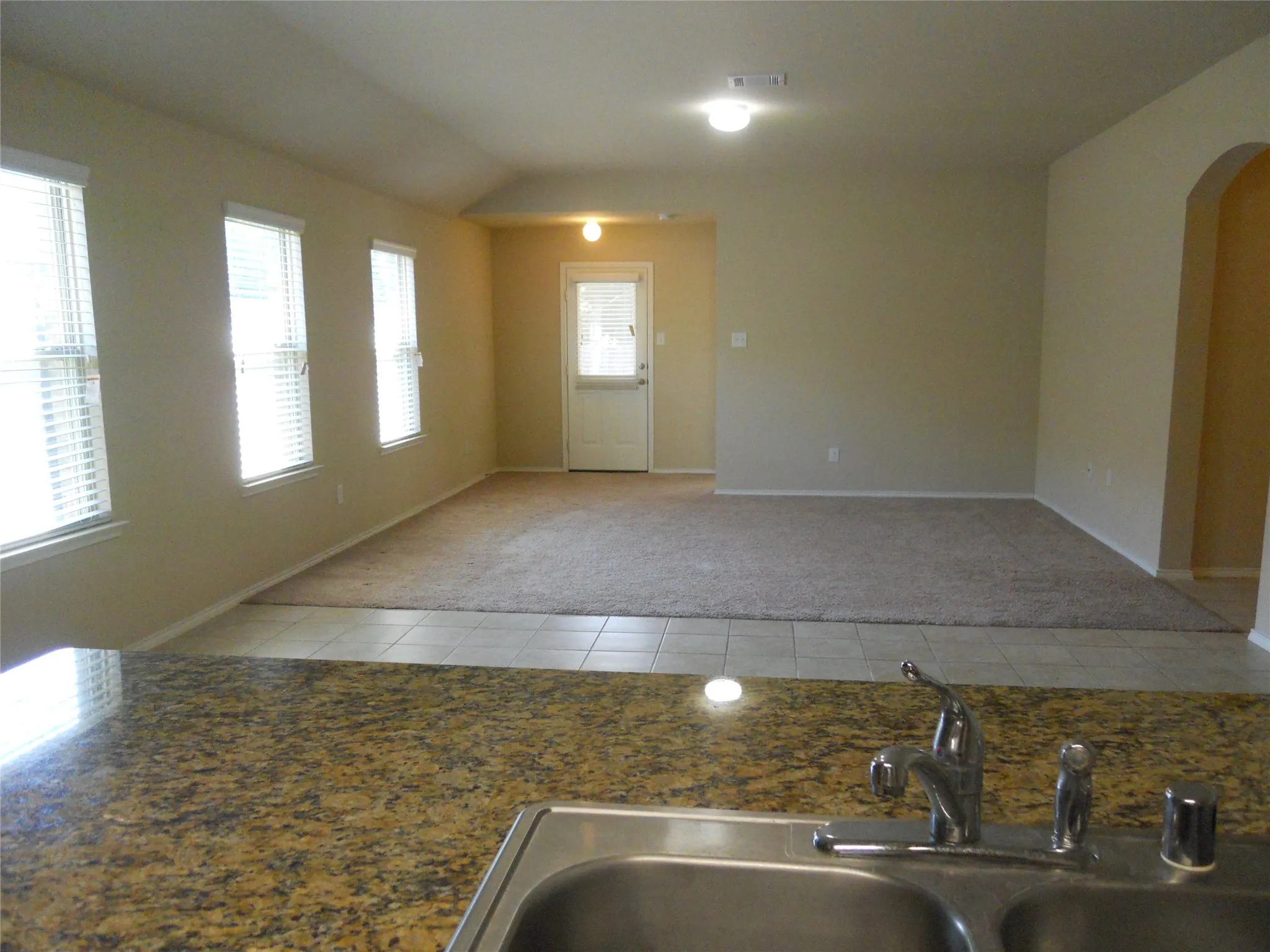 Single Family Residence For Rent in Collin County , 1205 Jasper Crossing, Princeton, Texas 75407, 4 Bedroom, 2 Bathroom, 2 Garage spaces, 1,890 Sqft, built in 2017, mls#21331269, Real Estate Agent in Princeton, Homes For Rent in Collin county, Homes For Rent in Princeton, Realtor in Princeton Texas, Real Estate Brokerage Independent Realty Texas, Luminita Cordes Realtor