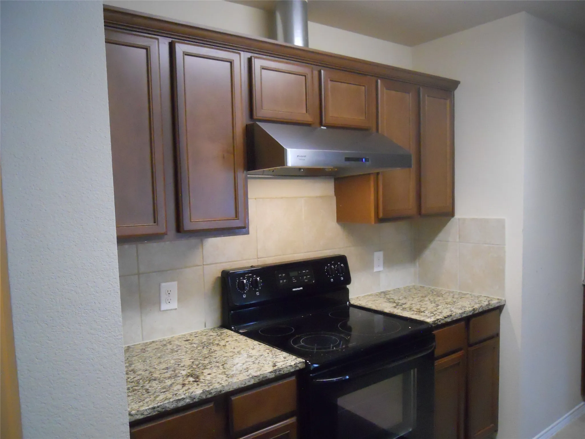 Single Family Residence For Rent in Collin County , 1205 Jasper Crossing, Princeton, Texas 75407, 4 Bedroom, 2 Bathroom, 2 Garage spaces, 1,890 Sqft, built in 2017, mls#21331269, Real Estate Agent in Princeton, Homes For Rent in Collin county, Homes For Rent in Princeton, Realtor in Princeton Texas, Real Estate Brokerage Independent Realty Texas, Luminita Cordes Realtor