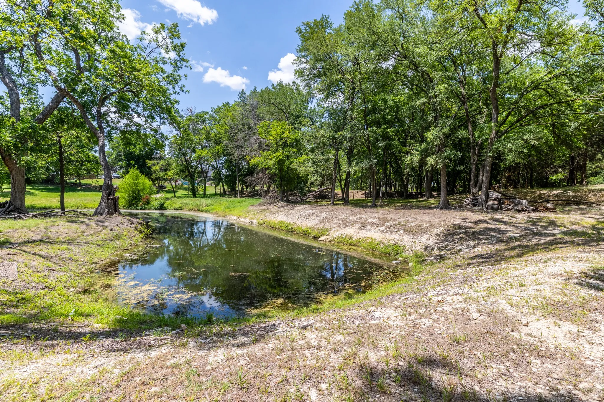 Unimproved Land For Sale in Ellis County , 5631 Melrose Lane, Midlothian, Texas 76065, 0, 0, Garage spaces, 0 Sqft, built in 0, mls#21330990, Real Estate Agent in Midlothian, Homes For Sale in Ellis county, Homes For Sale in Midlothian, Realtor in Midlothian Texas, Real Estate Brokerage Independent Realty Texas, Luminita Cordes Realtor