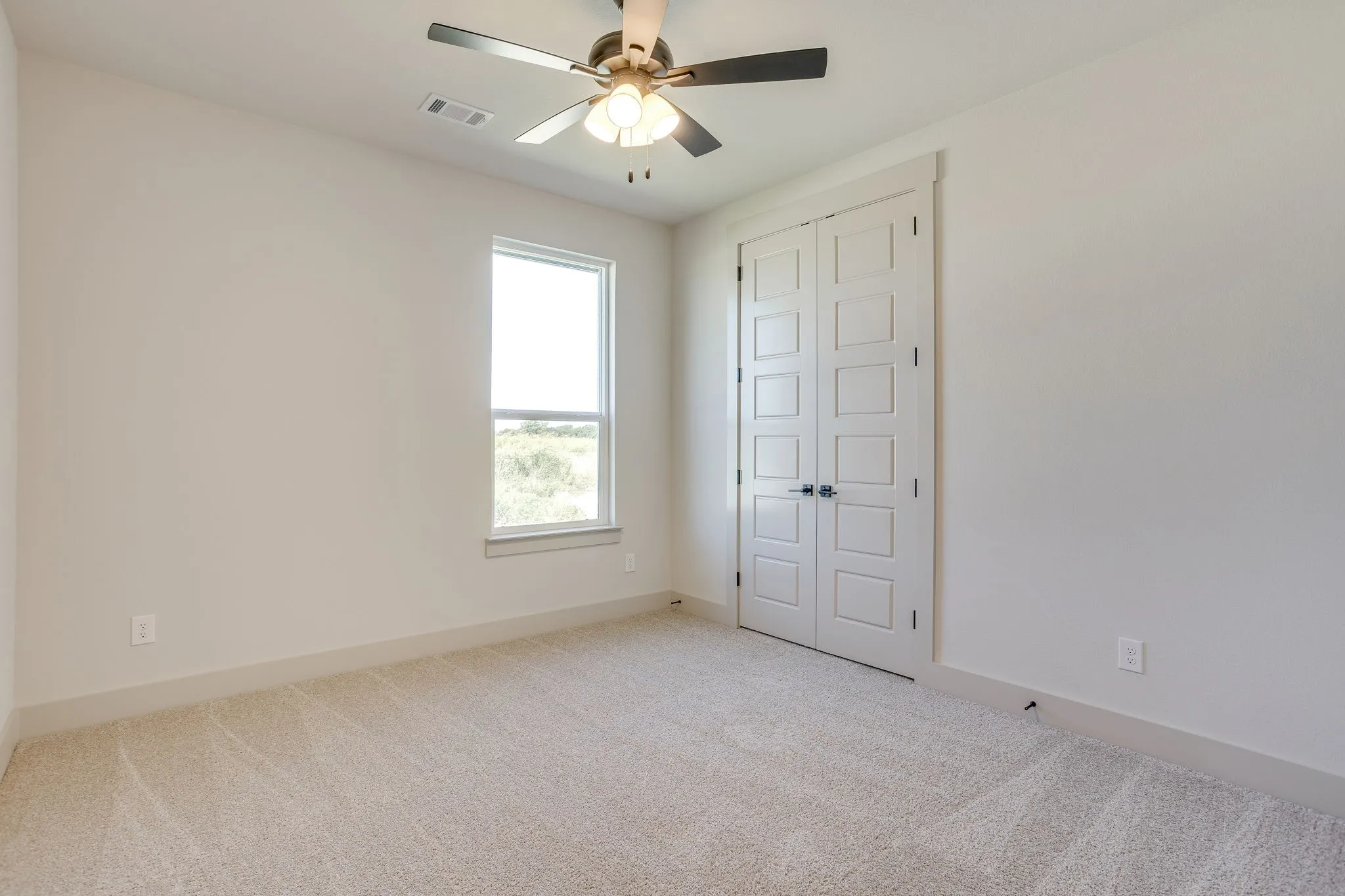 Single Family Residence For Sale in Ellis County , 3051 Paradise Mountain Way, Waxahachie, Texas 75167, 4 Bedrooms, 3 Bathrooms, 3 Garage spaces, 2,996 Sqft, built in 2026, Price $737,126, mls#21330254, Real Estate Agent in Waxahachie, Homes For Sale in Ellis county, Homes For Sale in Waxahachie, Realtor in Waxahachie Texas, Real Estate Brokerage Independent Realty Texas, Luminita Cordes Realtor