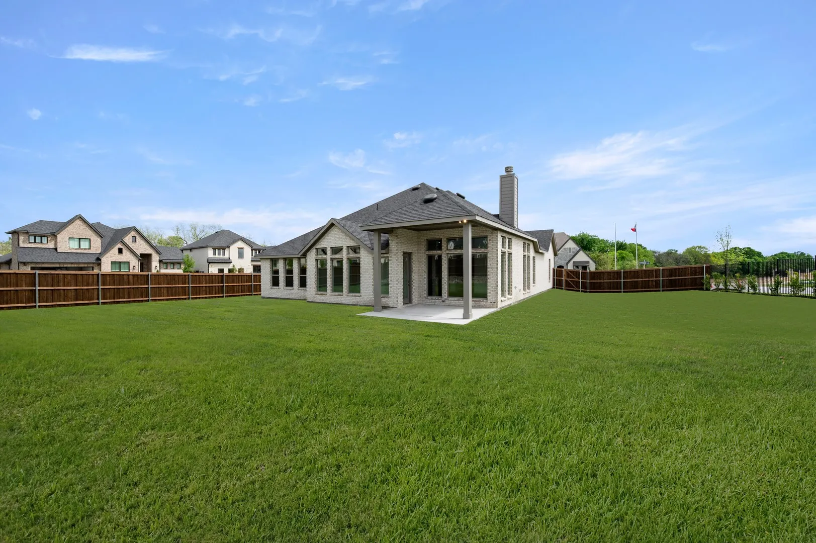 3043 Farmhouse- Back-3