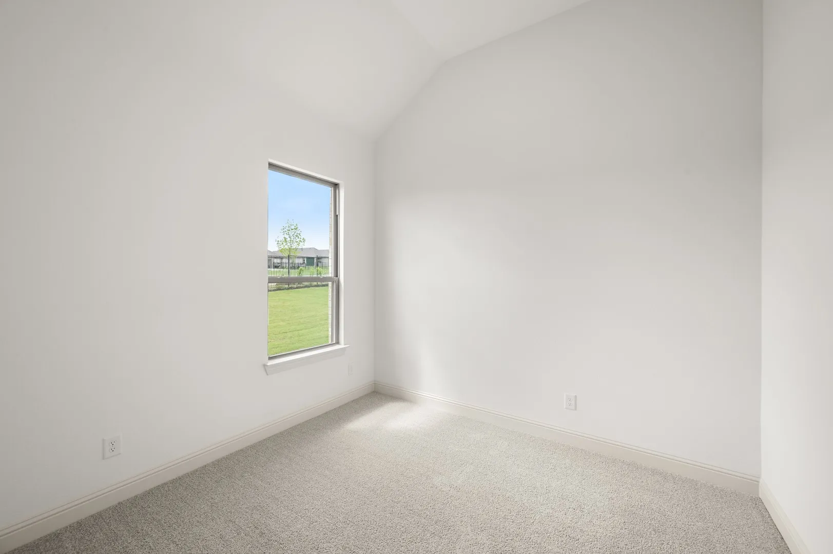 3043 Farmhouse- Bedroom-2