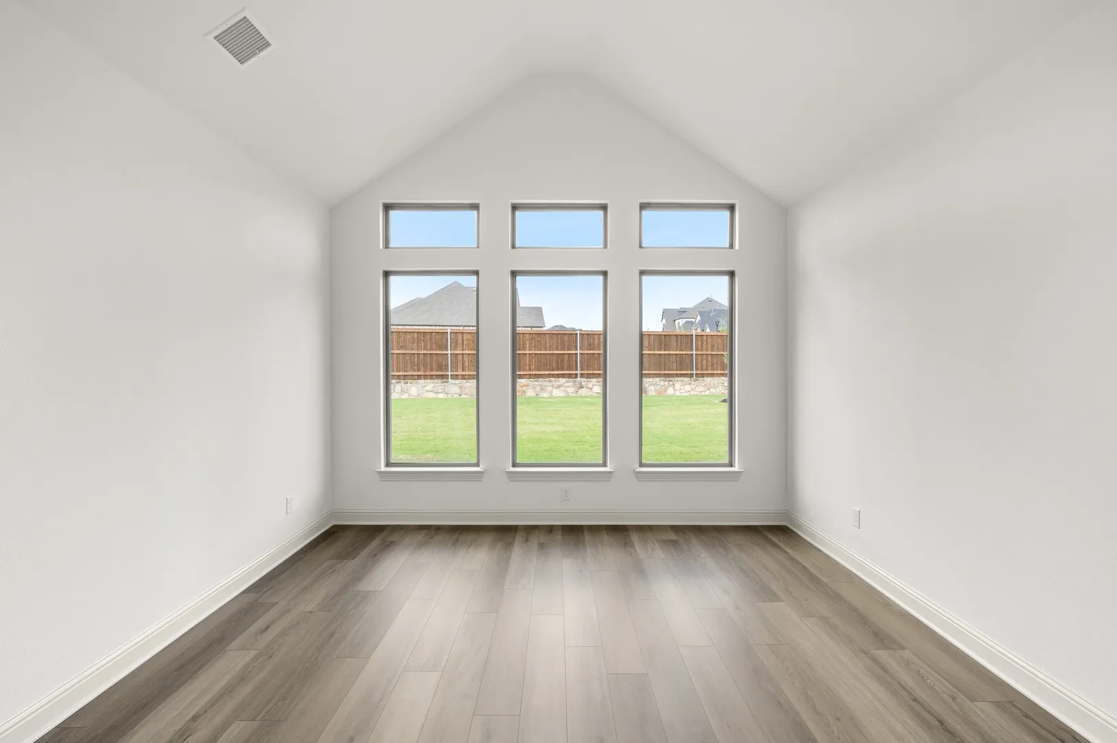 3043 Farmhouse- Dining-1