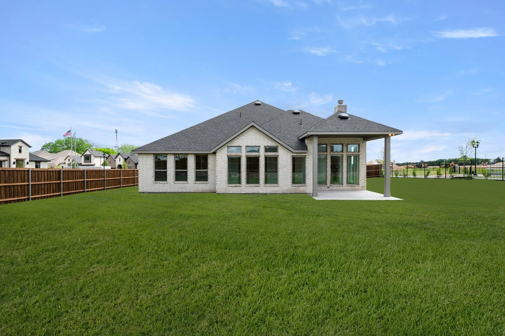 3043 Farmhouse- Back-2
