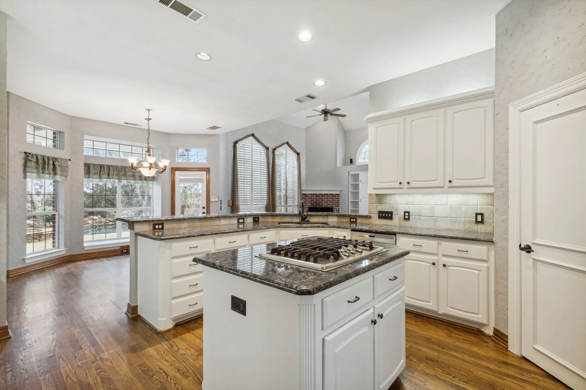 Single Family Residence For Rent in Denton County , 5004 Seville Lane, Flower Mound, Texas 75028, 4 Bedroom, 4 Bathroom, 3 Garage spaces, 4,165 Sqft, built in 2021, mls#21331298, Real Estate Agent in Flower Mound, Homes For Rent in Denton county, Homes For Rent in Flower Mound, Realtor in Flower Mound Texas, Real Estate Brokerage Independent Realty Texas, Luminita Cordes Realtor
