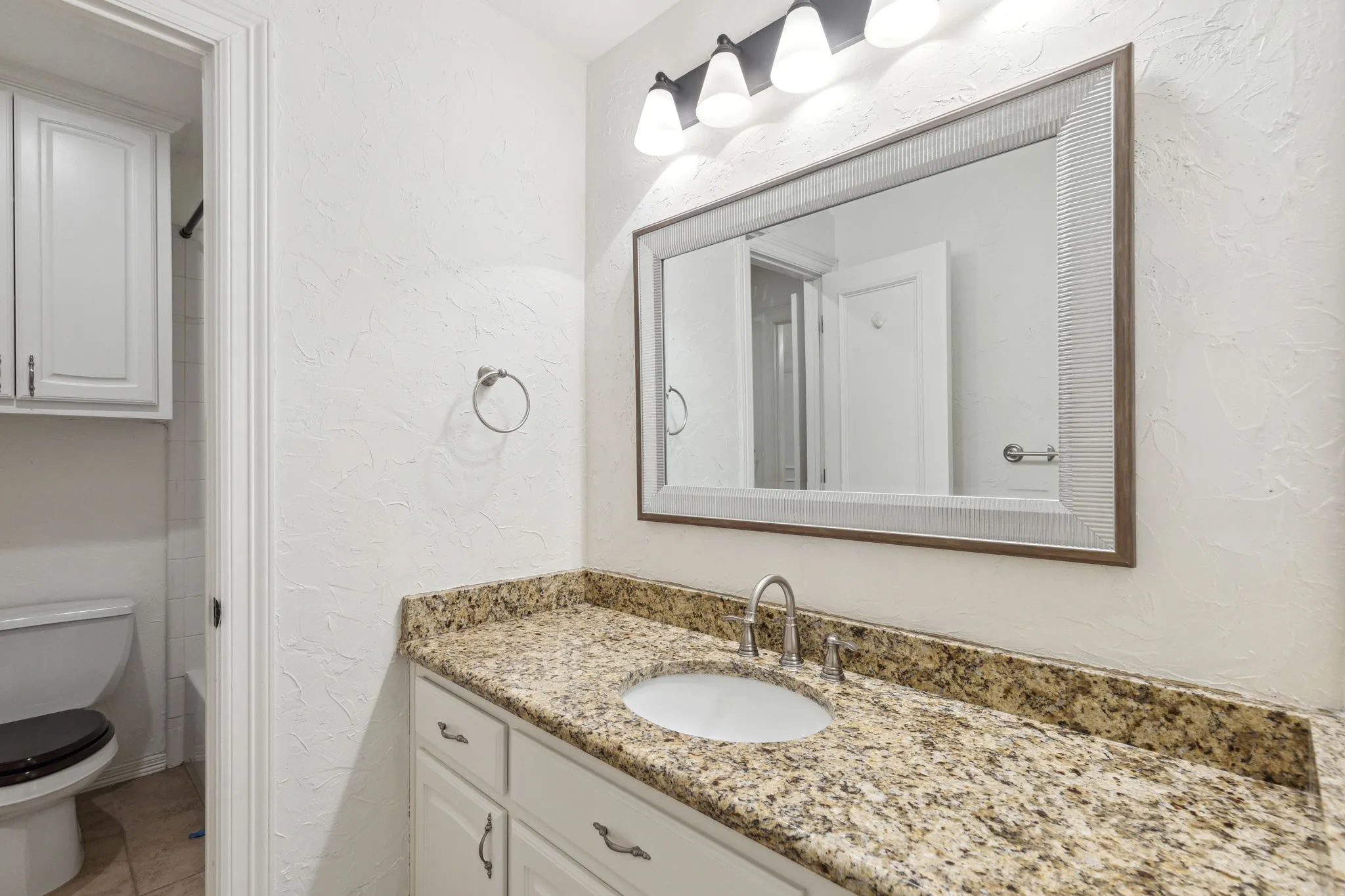 Single Family Residence For Rent in Denton County , 5004 Seville Lane, Flower Mound, Texas 75028, 4 Bedroom, 4 Bathroom, 3 Garage spaces, 4,165 Sqft, built in 2021, mls#21331298, Real Estate Agent in Flower Mound, Homes For Rent in Denton county, Homes For Rent in Flower Mound, Realtor in Flower Mound Texas, Real Estate Brokerage Independent Realty Texas, Luminita Cordes Realtor