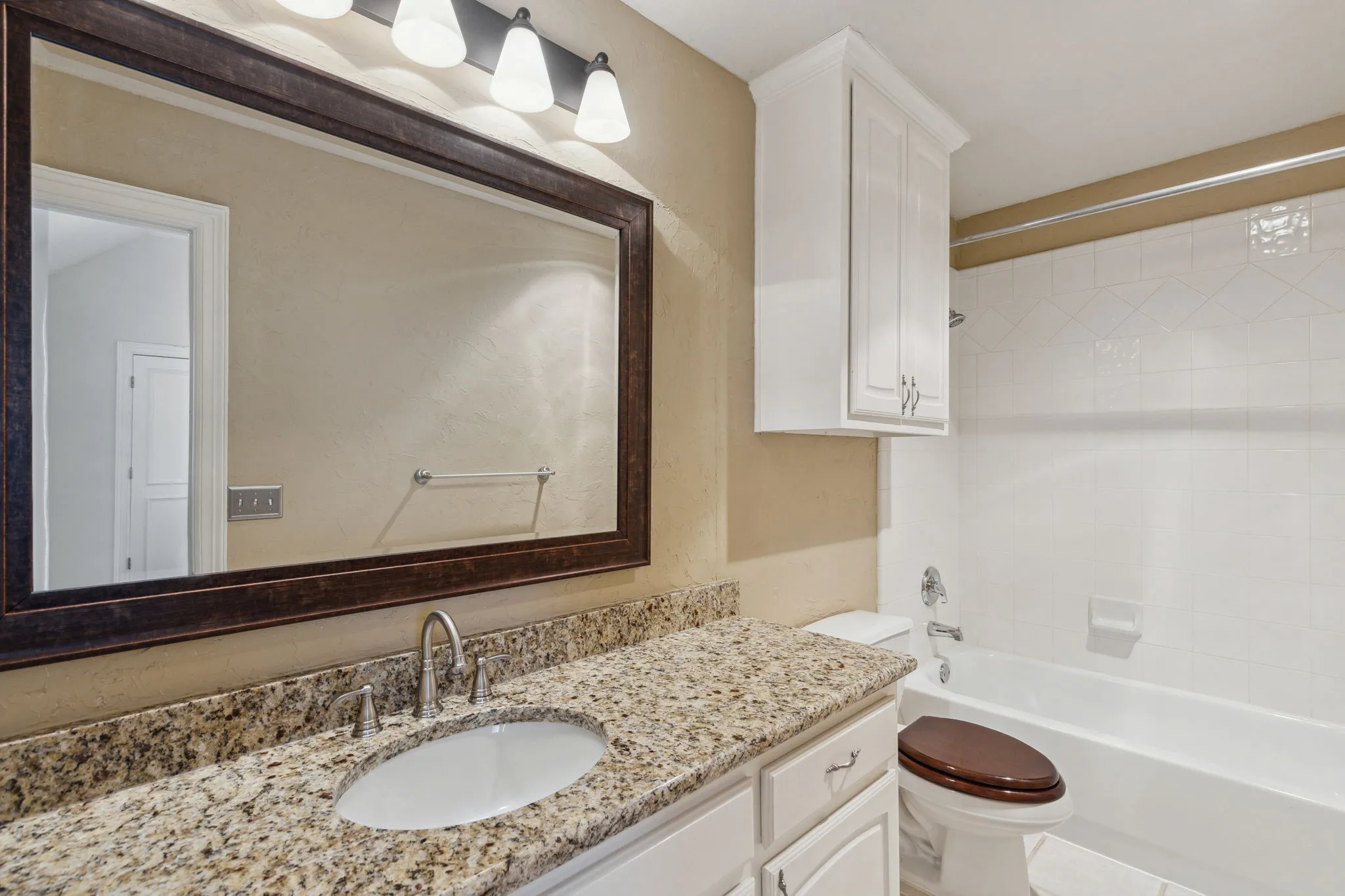 Single Family Residence For Rent in Denton County , 5004 Seville Lane, Flower Mound, Texas 75028, 4 Bedroom, 4 Bathroom, 3 Garage spaces, 4,165 Sqft, built in 2021, mls#21331298, Real Estate Agent in Flower Mound, Homes For Rent in Denton county, Homes For Rent in Flower Mound, Realtor in Flower Mound Texas, Real Estate Brokerage Independent Realty Texas, Luminita Cordes Realtor