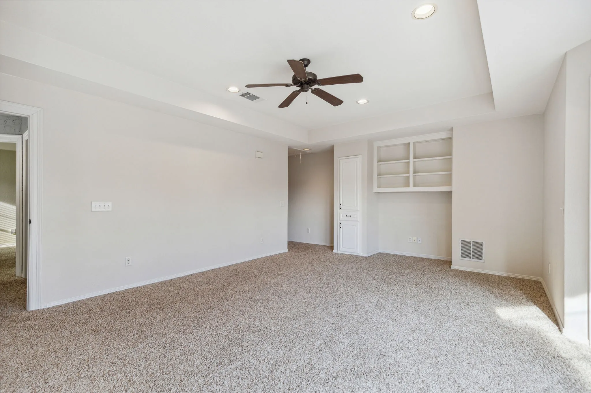 Single Family Residence For Rent in Denton County , 5004 Seville Lane, Flower Mound, Texas 75028, 4 Bedroom, 4 Bathroom, 3 Garage spaces, 4,165 Sqft, built in 2021, mls#21331298, Real Estate Agent in Flower Mound, Homes For Rent in Denton county, Homes For Rent in Flower Mound, Realtor in Flower Mound Texas, Real Estate Brokerage Independent Realty Texas, Luminita Cordes Realtor