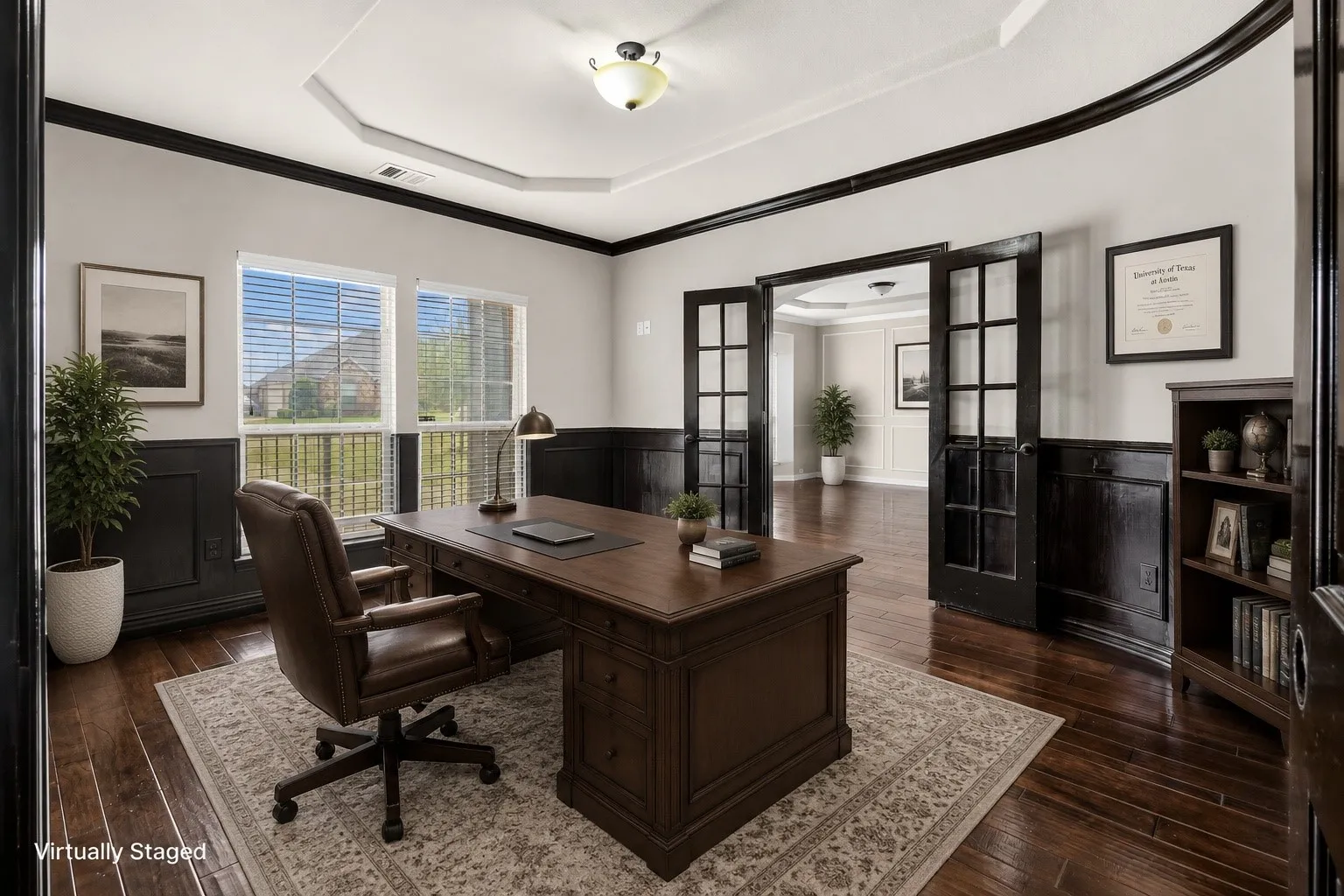 Single Family Residence For Sale in Ellis County , 206 White Rock Court, Ovilla, Texas 75154, 6 Bedroom, 4 Bathroom, 3 Garage spaces, 4,486 Sqft, built in 2015, mls#21331305, Real Estate Agent in Ovilla, Homes For Sale in Ellis county, Homes For Sale in Ovilla, Realtor in Ovilla Texas, Real Estate Brokerage Independent Realty Texas, Luminita Cordes Realtor