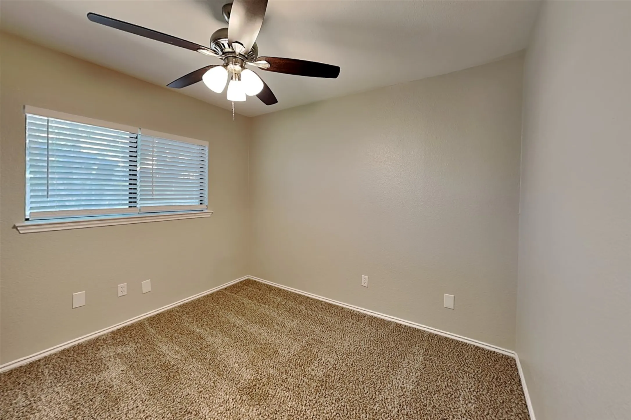 Single Family Residence For Rent in Denton County , 1319 Colony Court, Flower Mound, Texas 75028, 3 Bedroom, 2 Bathroom, 2 Garage spaces, 1,538 Sqft, built in 1984, mls#21331297, Real Estate Agent in Flower Mound, Homes For Rent in Denton county, Homes For Rent in Flower Mound, Realtor in Flower Mound Texas, Real Estate Brokerage Independent Realty Texas, Luminita Cordes Realtor