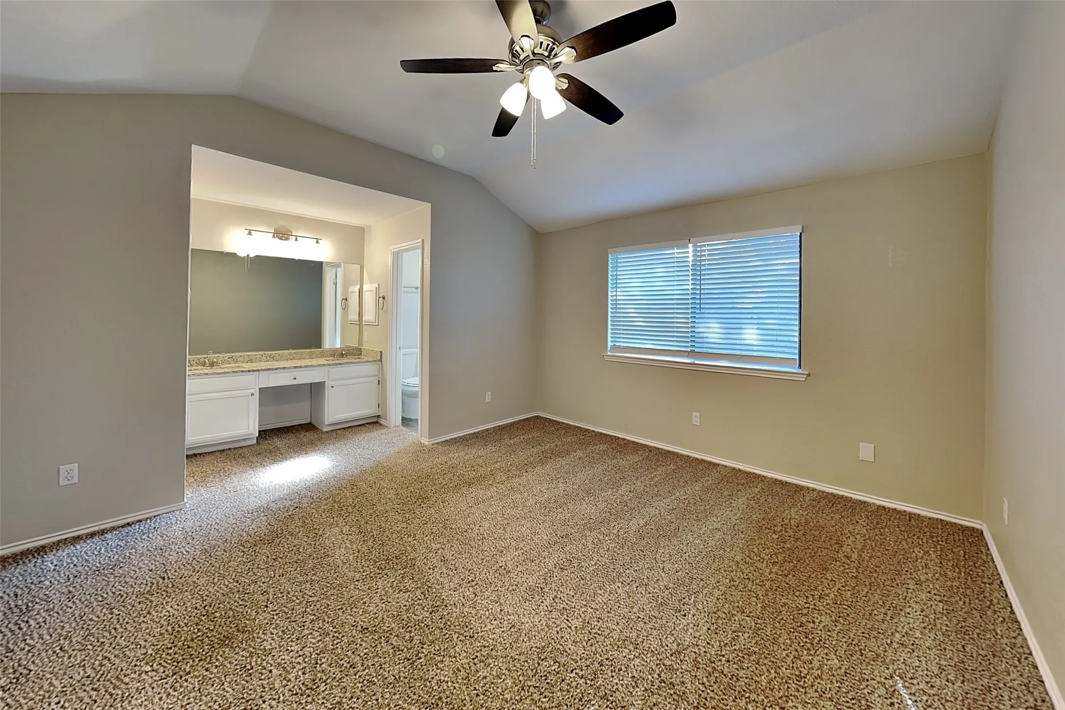 Single Family Residence For Rent in Denton County , 1319 Colony Court, Flower Mound, Texas 75028, 3 Bedroom, 2 Bathroom, 2 Garage spaces, 1,538 Sqft, built in 1984, mls#21331297, Real Estate Agent in Flower Mound, Homes For Rent in Denton county, Homes For Rent in Flower Mound, Realtor in Flower Mound Texas, Real Estate Brokerage Independent Realty Texas, Luminita Cordes Realtor