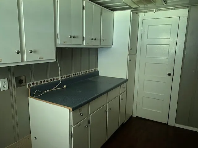 Single Family Residence For Sale in Red River (TX) County , 106 NW 2nd Street, Bogata, Texas 75417, 3 Bedroom, 2 Bathroom, Garage spaces, 1,697 Sqft, built in 1920, mls#21331258, Real Estate Agent in Bogata, Homes For Sale in Red River (TX) county, Homes For Sale in Bogata, Realtor in Bogata Texas, Real Estate Brokerage Independent Realty Texas, Luminita Cordes Realtor