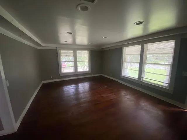 Single Family Residence For Sale in Red River (TX) County , 106 NW 2nd Street, Bogata, Texas 75417, 3 Bedroom, 2 Bathroom, Garage spaces, 1,697 Sqft, built in 1920, mls#21331258, Real Estate Agent in Bogata, Homes For Sale in Red River (TX) county, Homes For Sale in Bogata, Realtor in Bogata Texas, Real Estate Brokerage Independent Realty Texas, Luminita Cordes Realtor