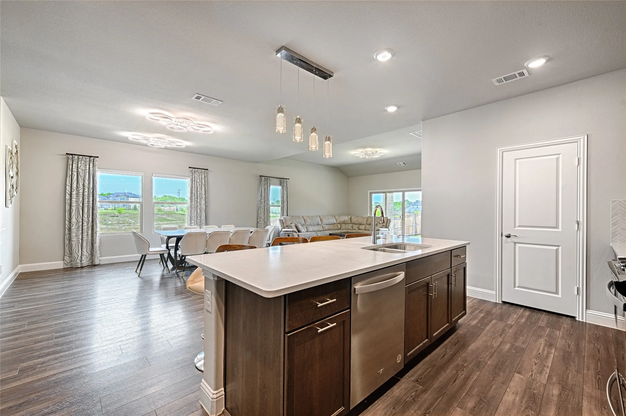 Single Family Residence For Rent in Collin County , 5107 Emerald Hill Drive, Princeton, Texas 75071, 4 Bedroom, 4 Bathroom, 2 Garage spaces, 3,111 Sqft, built in 2023, mls#21330838, Real Estate Agent in Princeton, Homes For Rent in Collin county, Homes For Rent in Princeton, Realtor in Princeton Texas, Real Estate Brokerage Independent Realty Texas, Luminita Cordes Realtor