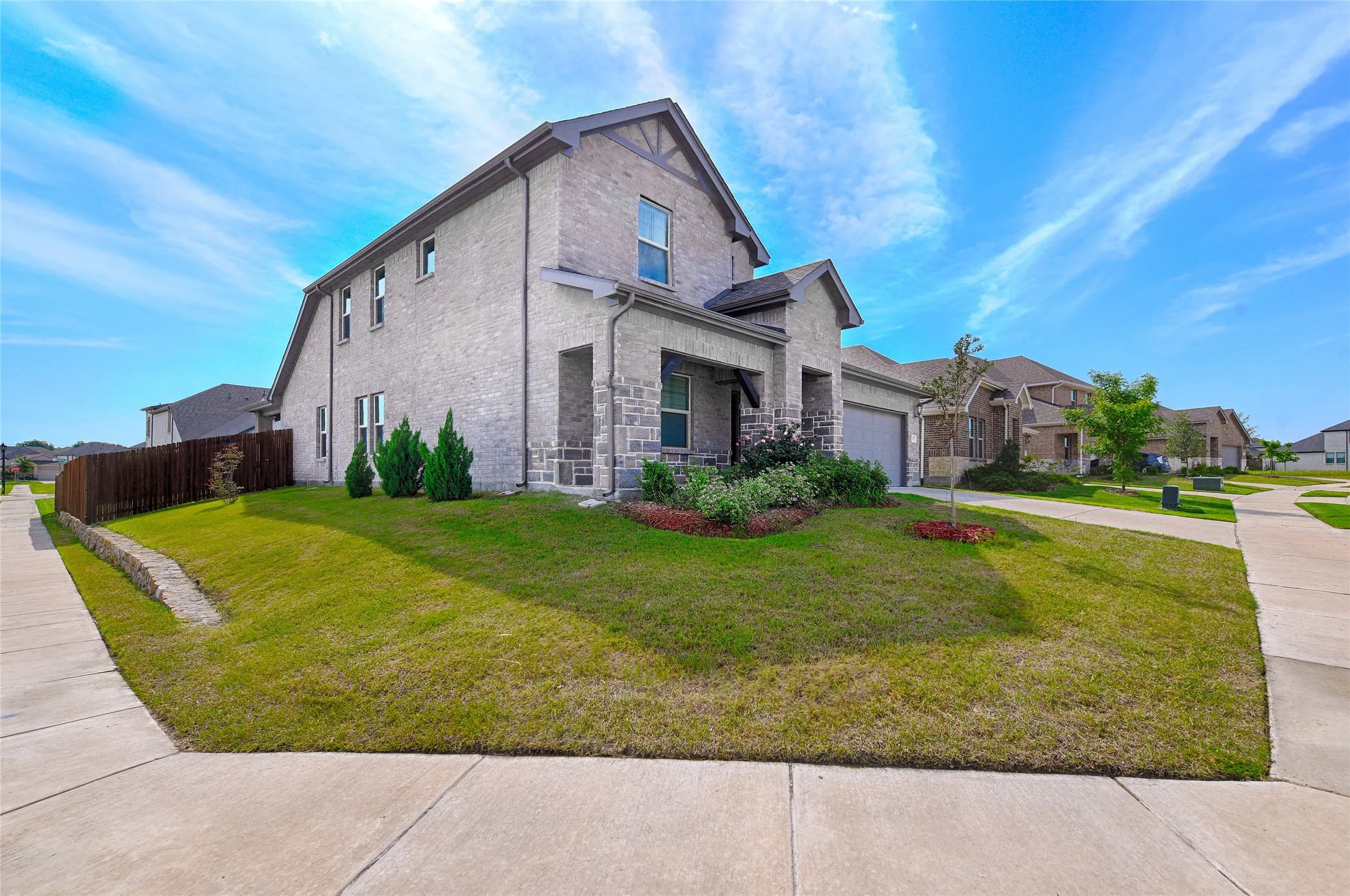 Single Family Residence For Rent in Collin County , 5107 Emerald Hill Drive, Princeton, Texas 75071, 4 Bedroom, 4 Bathroom, 2 Garage spaces, 3,111 Sqft, built in 2023, mls#21330838, Real Estate Agent in Princeton, Homes For Rent in Collin county, Homes For Rent in Princeton, Realtor in Princeton Texas, Real Estate Brokerage Independent Realty Texas, Luminita Cordes Realtor