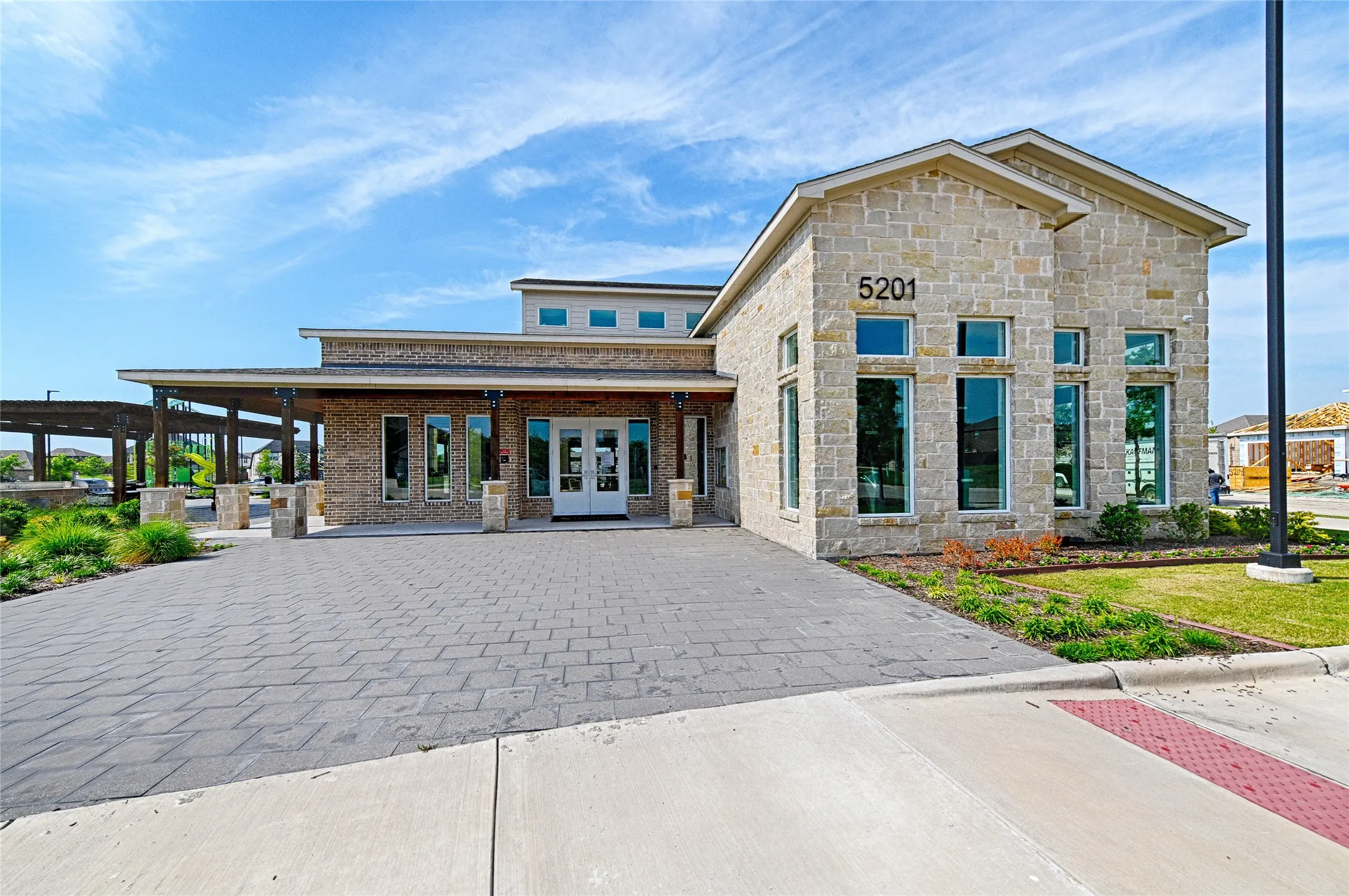 Single Family Residence For Rent in Collin County , 5107 Emerald Hill Drive, Princeton, Texas 75071, 4 Bedroom, 4 Bathroom, 2 Garage spaces, 3,111 Sqft, built in 2023, mls#21330838, Real Estate Agent in Princeton, Homes For Rent in Collin county, Homes For Rent in Princeton, Realtor in Princeton Texas, Real Estate Brokerage Independent Realty Texas, Luminita Cordes Realtor