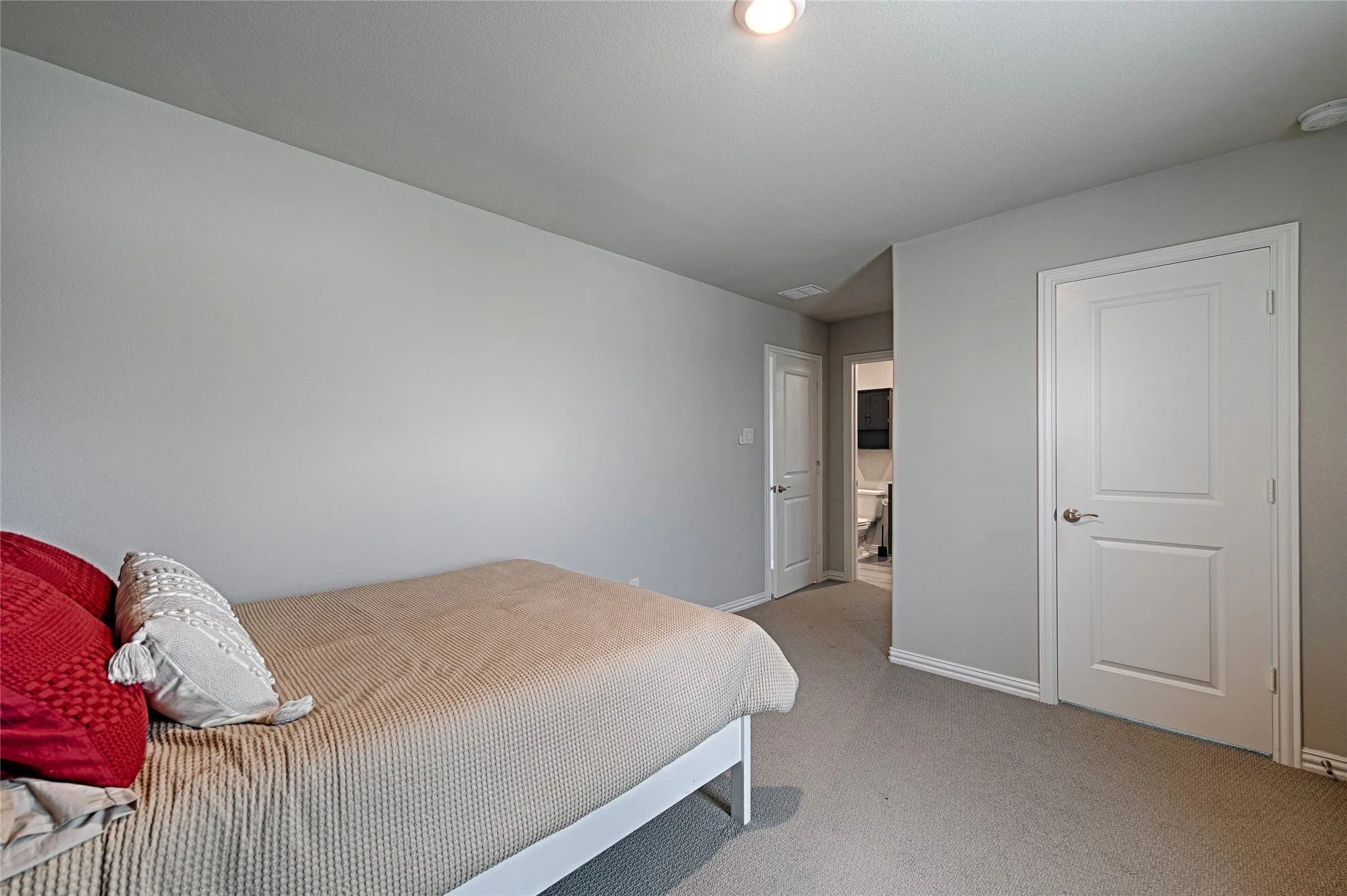 Single Family Residence For Rent in Collin County , 5107 Emerald Hill Drive, Princeton, Texas 75071, 4 Bedroom, 4 Bathroom, 2 Garage spaces, 3,111 Sqft, built in 2023, mls#21330838, Real Estate Agent in Princeton, Homes For Rent in Collin county, Homes For Rent in Princeton, Realtor in Princeton Texas, Real Estate Brokerage Independent Realty Texas, Luminita Cordes Realtor