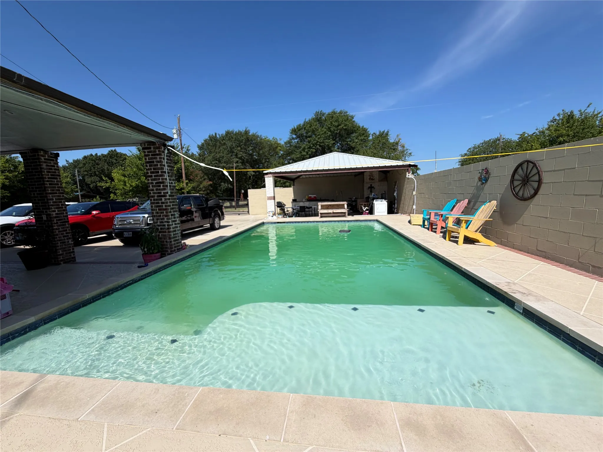 Single Family Residence For Sale in Kaufman County , 19685 County Road 4045a, Kemp, Texas 75143, 4 Bedroom, 2 Bathroom, Garage spaces, 3,202 Sqft, built in 1990, mls#21330271, Real Estate Agent in Kemp, Homes For Sale in Kaufman county, Homes For Sale in Kemp, Realtor in Kemp Texas, Real Estate Brokerage Independent Realty Texas, Luminita Cordes Realtor