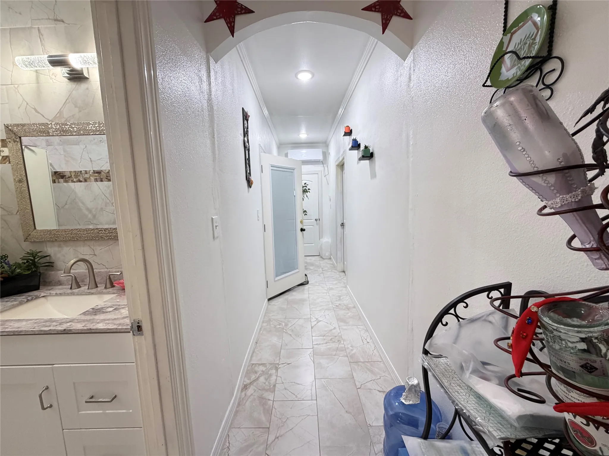 Single Family Residence For Sale in Kaufman County , 19685 County Road 4045a, Kemp, Texas 75143, 4 Bedroom, 2 Bathroom, Garage spaces, 3,202 Sqft, built in 1990, mls#21330271, Real Estate Agent in Kemp, Homes For Sale in Kaufman county, Homes For Sale in Kemp, Realtor in Kemp Texas, Real Estate Brokerage Independent Realty Texas, Luminita Cordes Realtor
