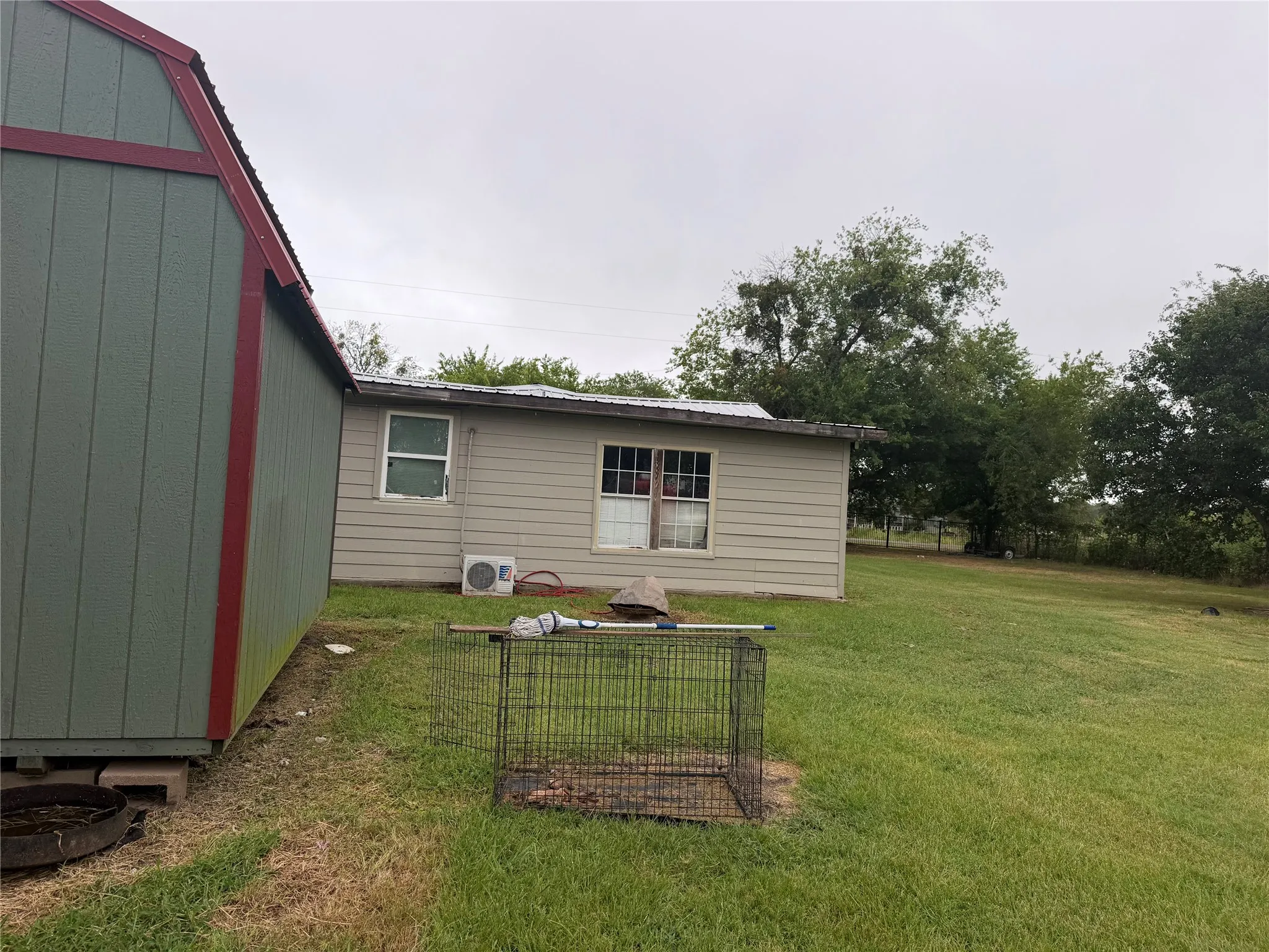 Single Family Residence For Sale in Kaufman County , 19685 County Road 4045a, Kemp, Texas 75143, 4 Bedroom, 2 Bathroom, Garage spaces, 3,202 Sqft, built in 1990, mls#21330271, Real Estate Agent in Kemp, Homes For Sale in Kaufman county, Homes For Sale in Kemp, Realtor in Kemp Texas, Real Estate Brokerage Independent Realty Texas, Luminita Cordes Realtor