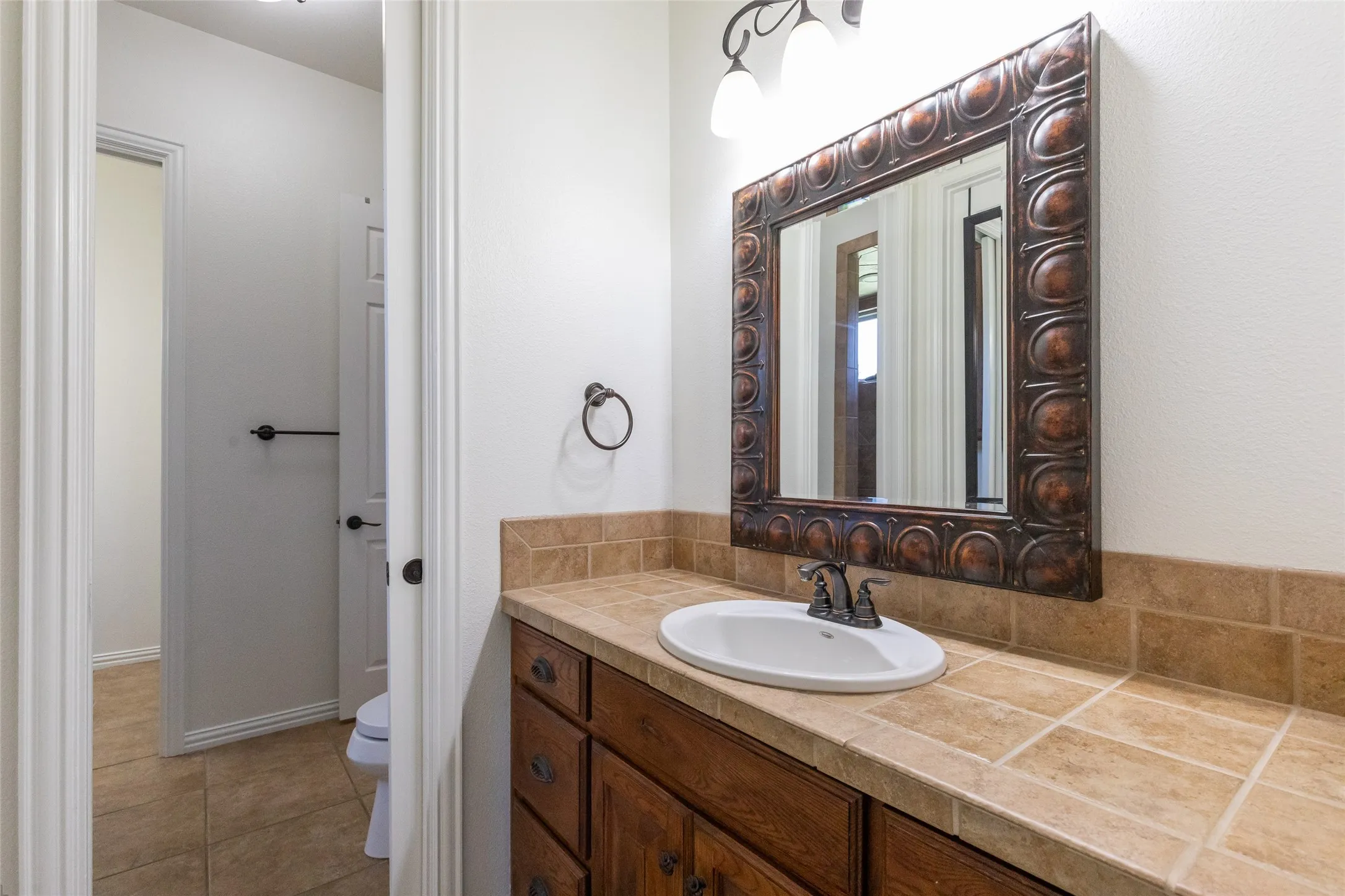 Single Family Residence For Sale in Taylor County , 4318 La Hacienda Drive, Abilene, Texas 79602, 3 Bedrooms, 3 Bathrooms, 3 Garage spaces, 2,820 Sqft, built in 2007, Price $760,000, mls#21329174, Real Estate Agent in Abilene, Homes For Sale in Taylor county, Homes For Sale in Abilene, Realtor in Abilene Texas, Real Estate Brokerage Independent Realty Texas, Luminita Cordes Realtor