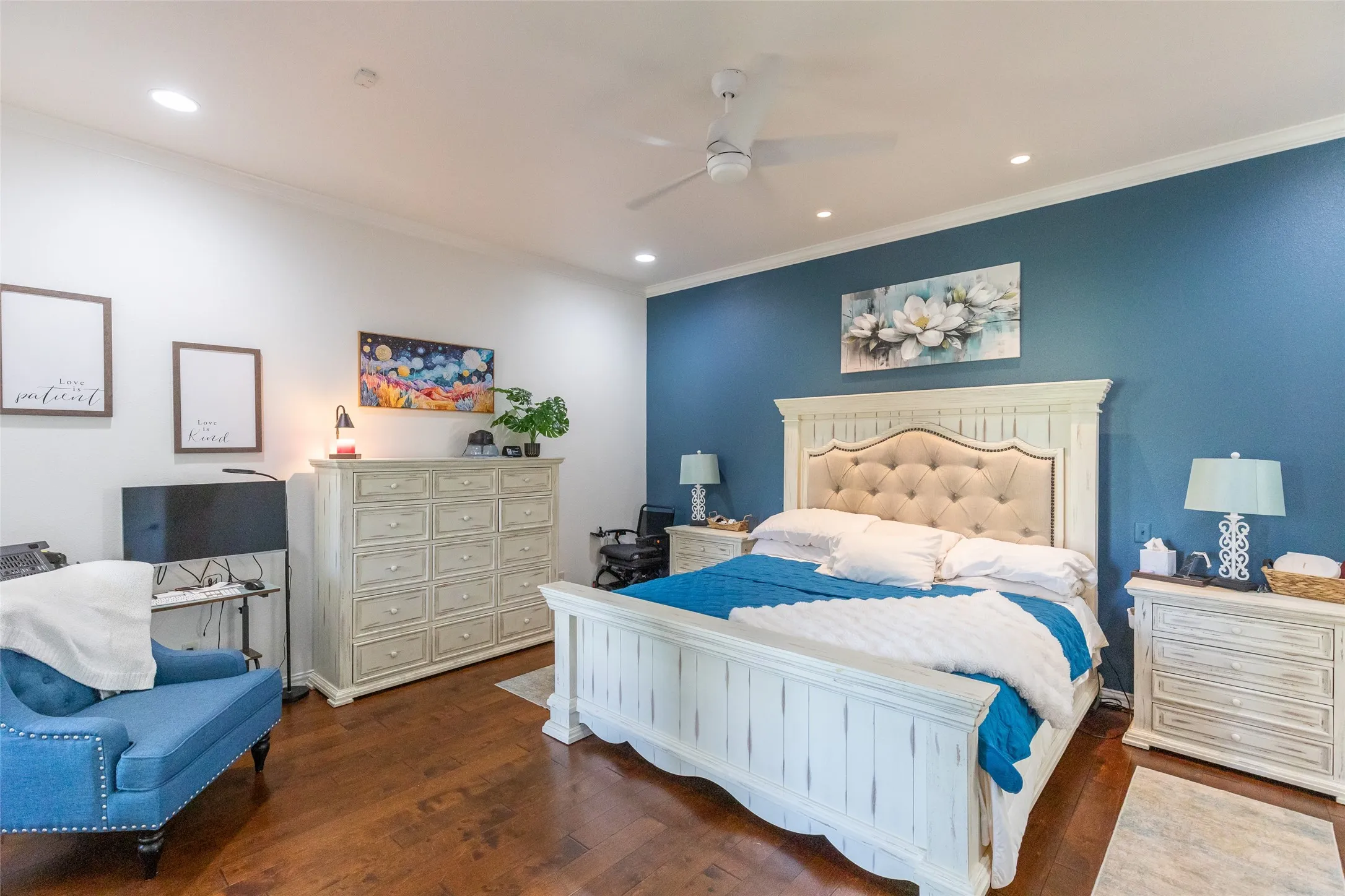 Single Family Residence For Sale in Taylor County , 4318 La Hacienda Drive, Abilene, Texas 79602, 3 Bedrooms, 3 Bathrooms, 3 Garage spaces, 2,820 Sqft, built in 2007, Price $760,000, mls#21329174, Real Estate Agent in Abilene, Homes For Sale in Taylor county, Homes For Sale in Abilene, Realtor in Abilene Texas, Real Estate Brokerage Independent Realty Texas, Luminita Cordes Realtor
