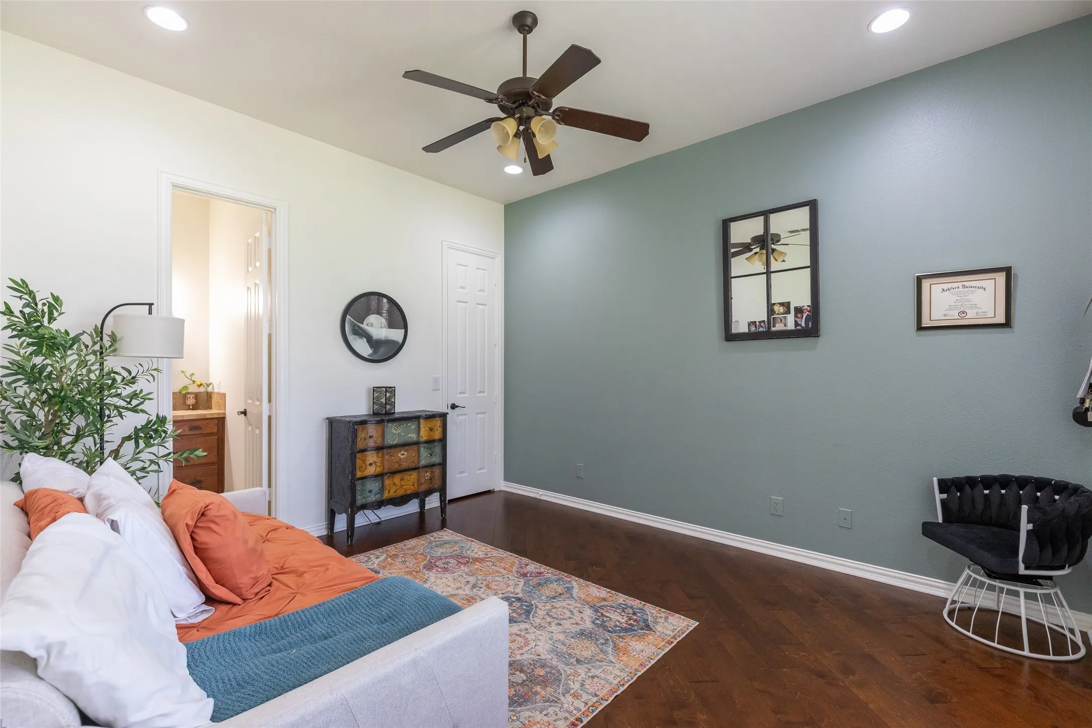 Single Family Residence For Sale in Taylor County , 4318 La Hacienda Drive, Abilene, Texas 79602, 3 Bedrooms, 3 Bathrooms, 3 Garage spaces, 2,820 Sqft, built in 2007, Price $760,000, mls#21329174, Real Estate Agent in Abilene, Homes For Sale in Taylor county, Homes For Sale in Abilene, Realtor in Abilene Texas, Real Estate Brokerage Independent Realty Texas, Luminita Cordes Realtor