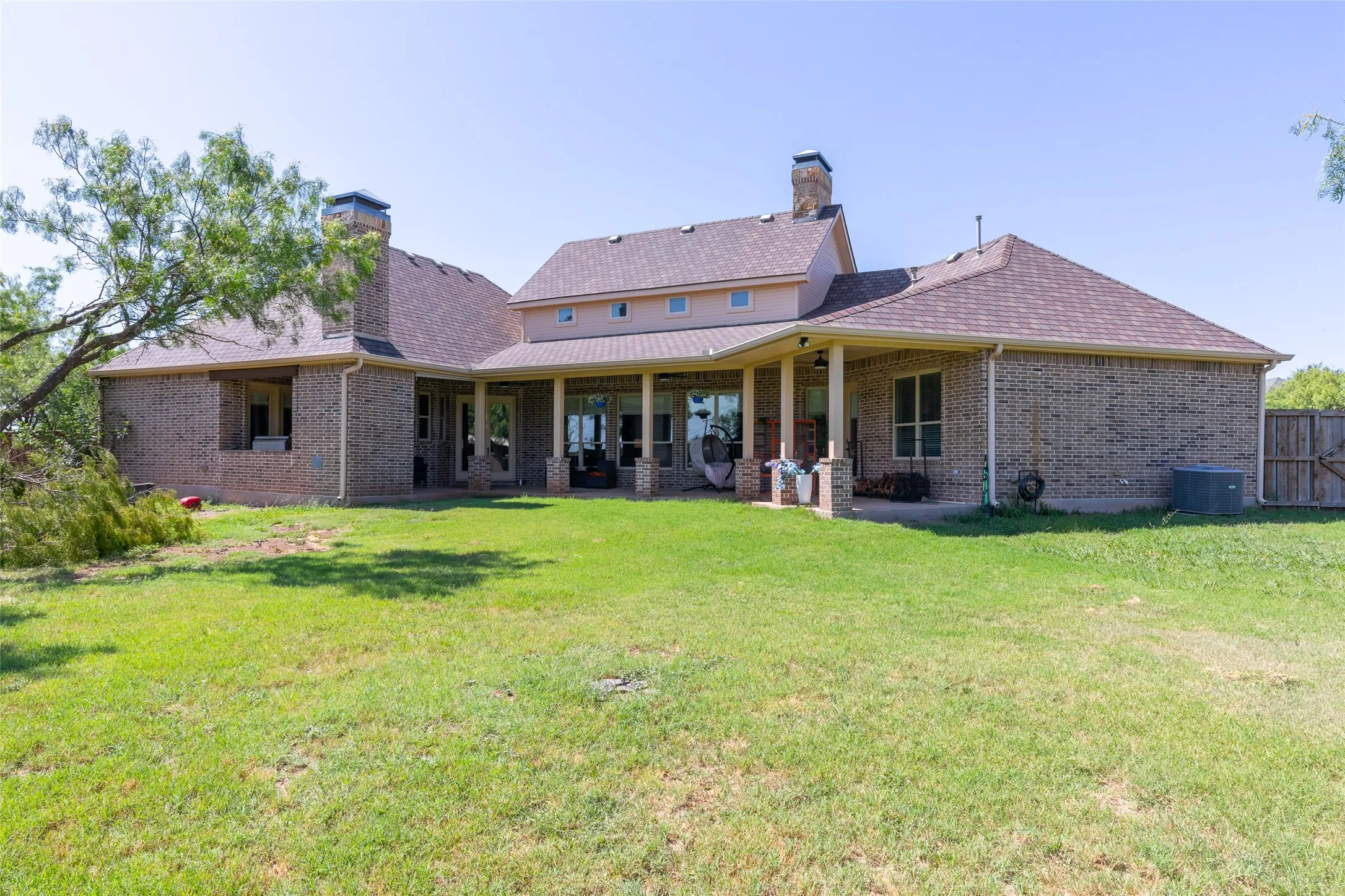 Single Family Residence For Sale in Taylor County , 4318 La Hacienda Drive, Abilene, Texas 79602, 3 Bedrooms, 3 Bathrooms, 3 Garage spaces, 2,820 Sqft, built in 2007, Price $760,000, mls#21329174, Real Estate Agent in Abilene, Homes For Sale in Taylor county, Homes For Sale in Abilene, Realtor in Abilene Texas, Real Estate Brokerage Independent Realty Texas, Luminita Cordes Realtor