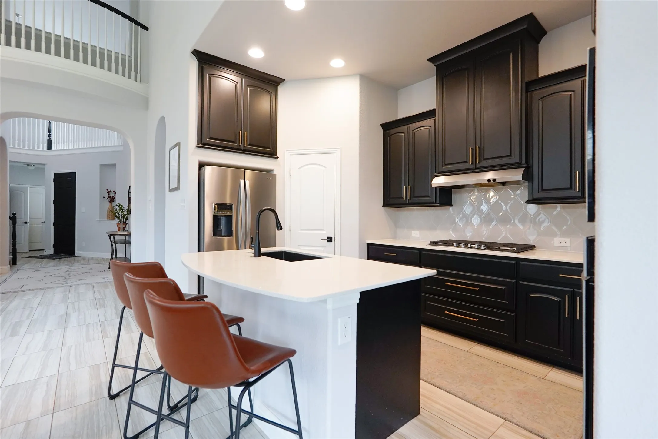 Single Family Residence For Sale in Denton County , 9320 Meadowpark Drive, Denton, Texas 76226, 4 Bedroom, 4 Bathroom, 3 Garage spaces, 2,686 Sqft, built in 2019, mls#21331281, Real Estate Agent in Denton, Homes For Sale in Denton county, Homes For Sale in Denton, Realtor in Denton Texas, Real Estate Brokerage Independent Realty Texas, Luminita Cordes Realtor