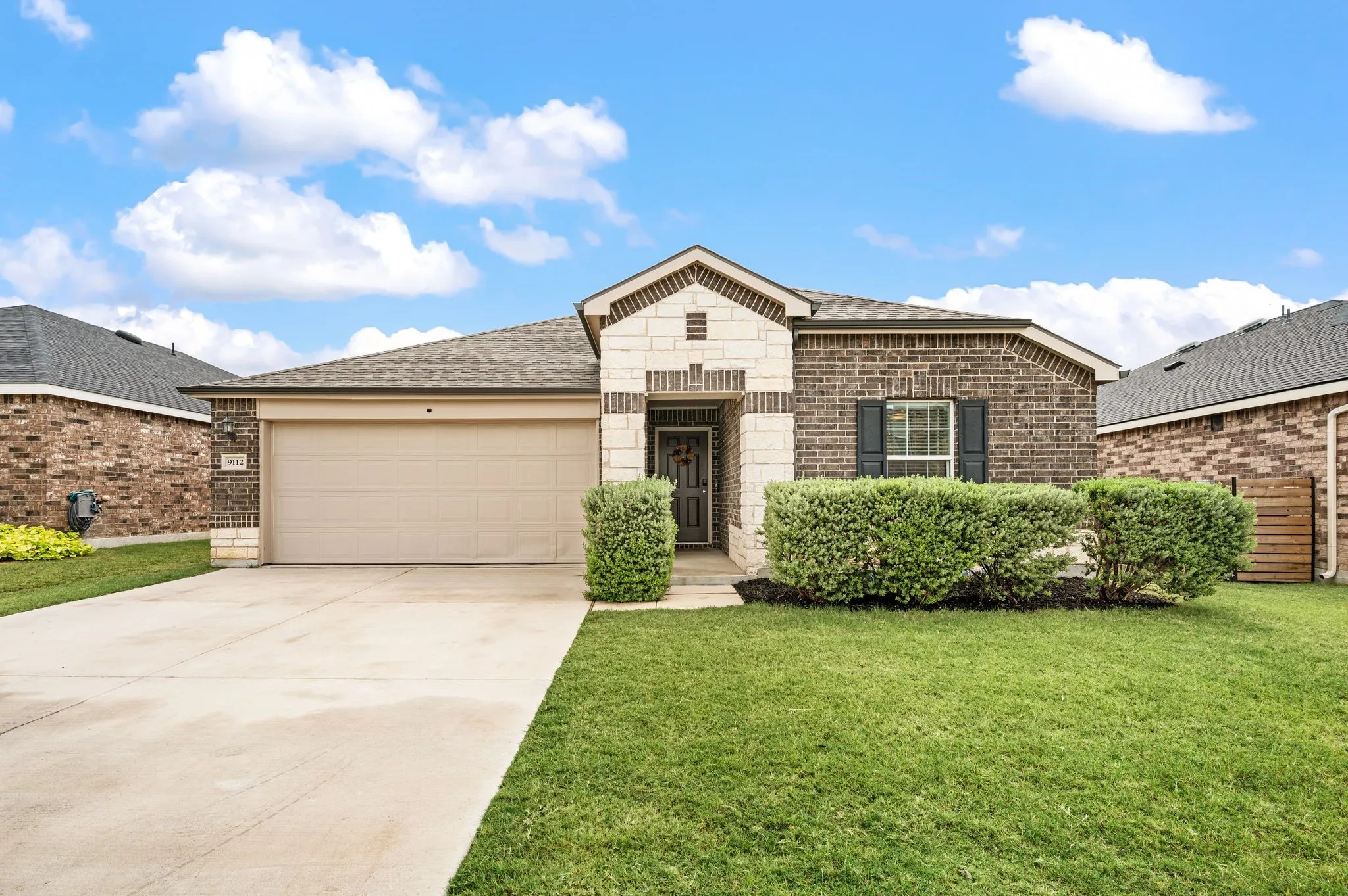 Single Family Residence For Sale in Tarrant County , 9112 Lookout Point, Fort Worth, Texas 76179, 3 Bedroom, 2 Bathroom, 2 Garage spaces, 1,431 Sqft, built in 2020, mls#21329832, Real Estate Agent in Fort Worth, Homes For Sale in Tarrant county, Homes For Sale in Fort Worth, Realtor in Fort Worth Texas, Real Estate Brokerage Independent Realty Texas, Luminita Cordes Realtor