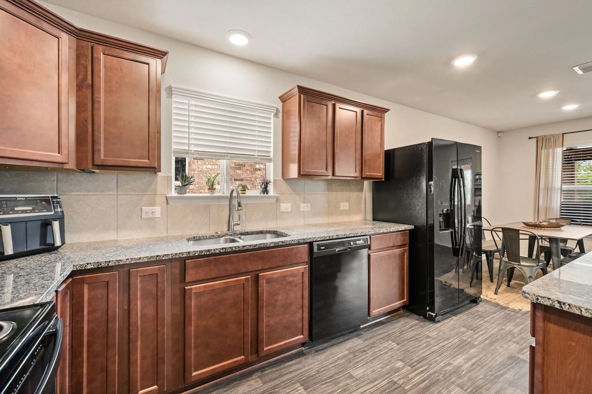 Single Family Residence For Sale in Tarrant County , 9112 Lookout Point, Fort Worth, Texas 76179, 3 Bedroom, 2 Bathroom, 2 Garage spaces, 1,431 Sqft, built in 2020, mls#21329832, Real Estate Agent in Fort Worth, Homes For Sale in Tarrant county, Homes For Sale in Fort Worth, Realtor in Fort Worth Texas, Real Estate Brokerage Independent Realty Texas, Luminita Cordes Realtor