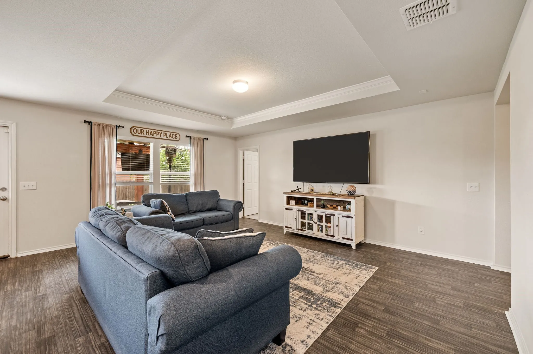 Single Family Residence For Sale in Tarrant County , 9112 Lookout Point, Fort Worth, Texas 76179, 3 Bedroom, 2 Bathroom, 2 Garage spaces, 1,431 Sqft, built in 2020, mls#21329832, Real Estate Agent in Fort Worth, Homes For Sale in Tarrant county, Homes For Sale in Fort Worth, Realtor in Fort Worth Texas, Real Estate Brokerage Independent Realty Texas, Luminita Cordes Realtor